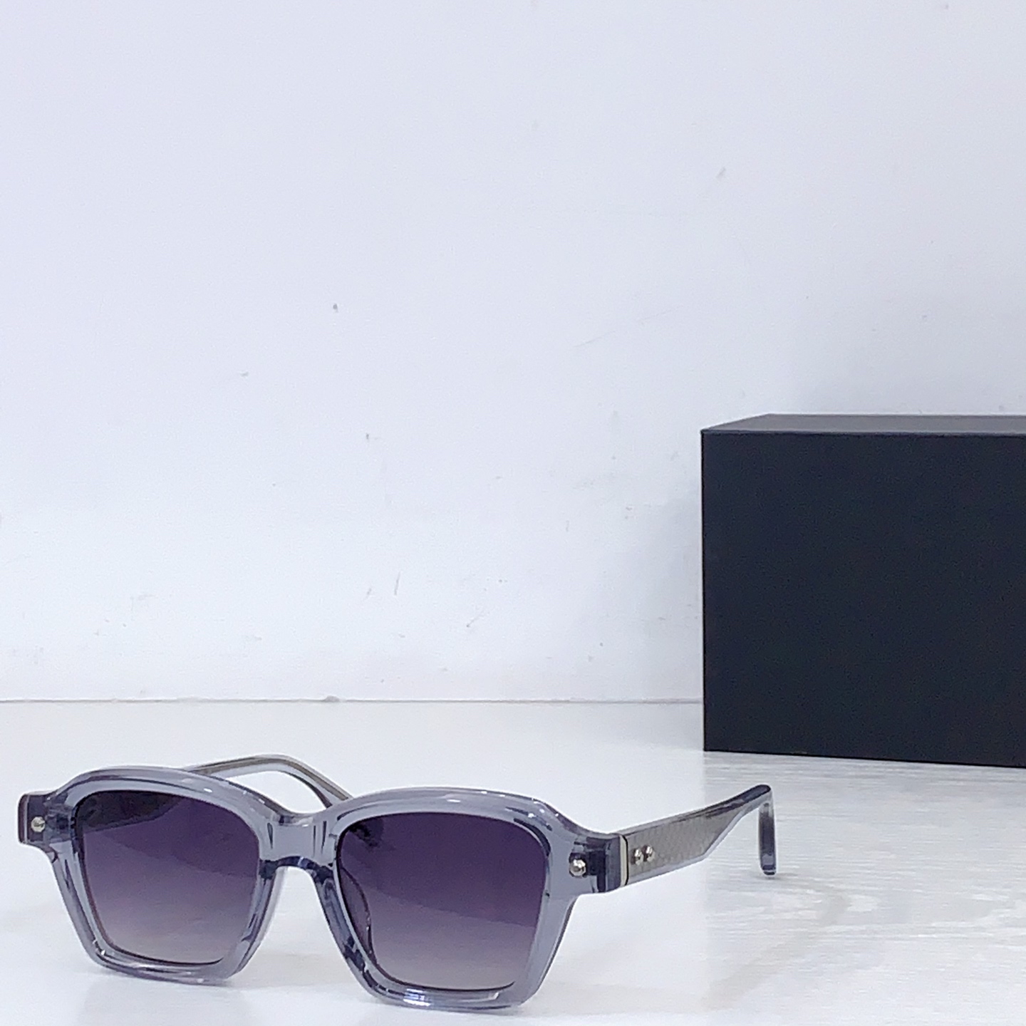 NO:769736,205John DailaMODEL: PROJECT SIZE: 49 ports 17 delivery box ~ ~ glasses, sunglasses, sunglasses, glasses19860909205John DailaMODEL: PROJECT SIZE: 49口17配送盒子～～ 眼镜墨镜太阳镜,眼镜,glasses