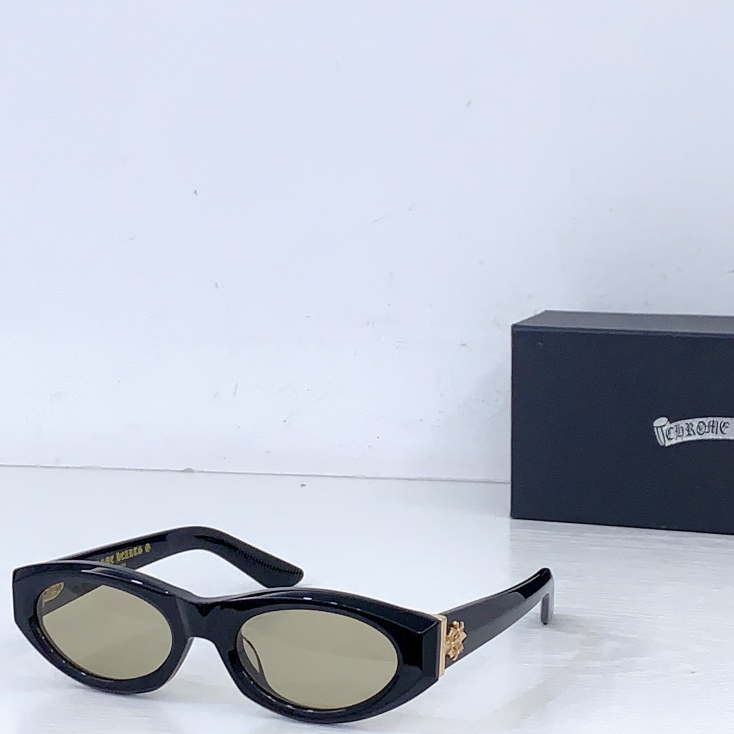 NO:824259,Chrome heart* MODEL: ENEDBOX Size: 53 mouth 21-144 glasses, sunglasses, sunglasses, glasses, chrome hearts19860909Chrome heart* MODEL:ENEDBOX Size:53口21-144 眼镜墨镜太阳镜,眼镜,chrome hearts,glasses