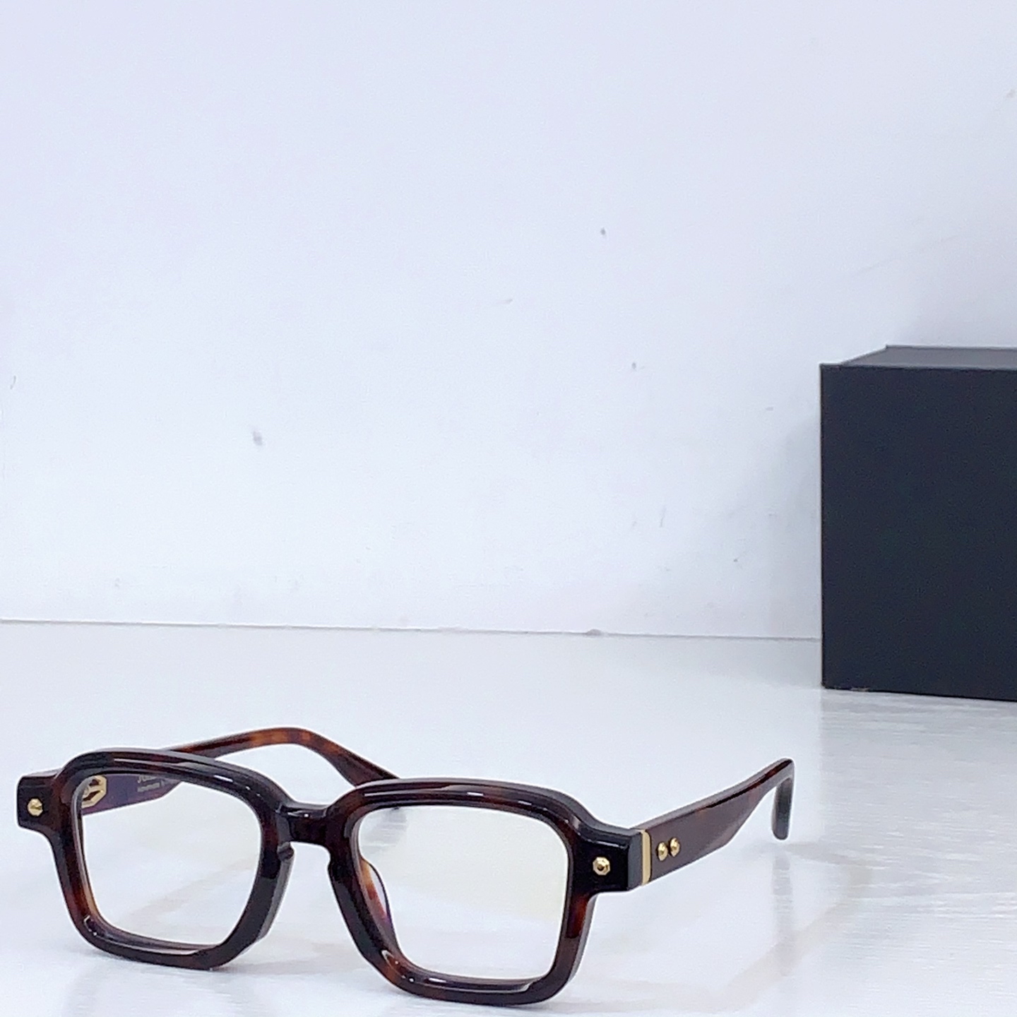 NO:824153,205 John DailaMODEL: SIZE: 50 mouths 20 delivery box～～glasses, sunglasses, sunglasses, glasses19860909205 John DailaMODEL: SIZE: 50口20配送盒子～～ 眼镜墨镜太阳镜,眼镜,glasses
