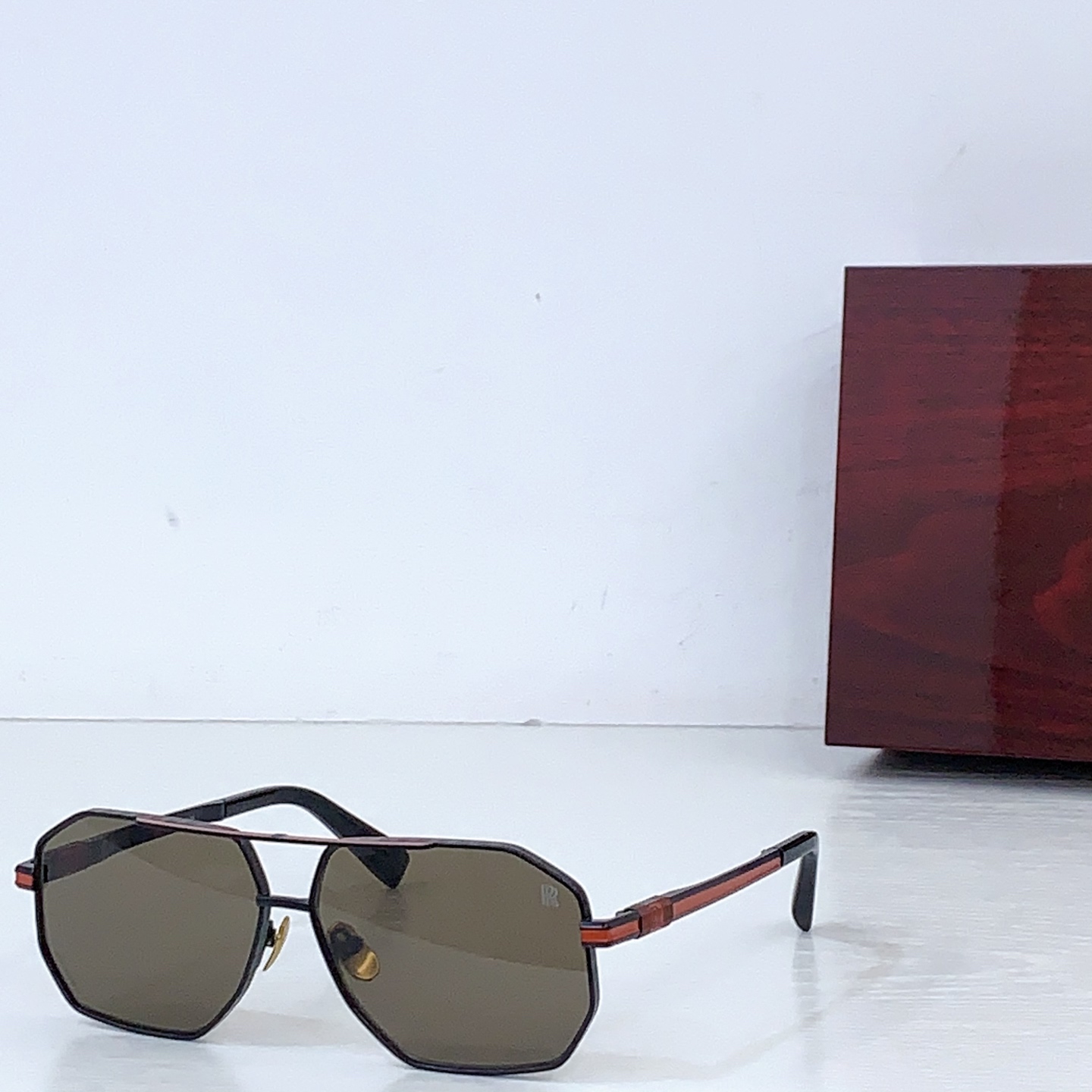 NO:823983,ROLLS ROYCEMODELSS126761 mouth 12-glasses, sunglasses, glasses19860909ROLLS ROYCEMODELSS126761口12- 眼镜墨镜太阳镜,眼镜,glasses