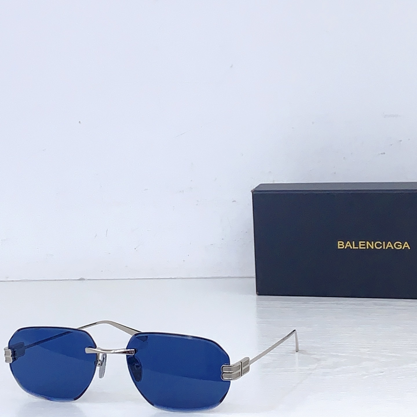 Balenciaga BALENCIAG*巴黎*世家 MODEL：BB0813S SIZE：58口18-145