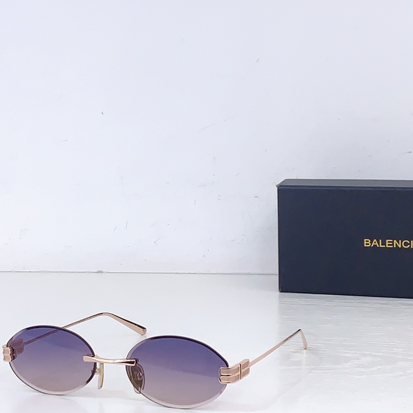Balenciaga BALENCIAG*巴黎*世家 MODEL：BB0812S SIZE：55口18-145