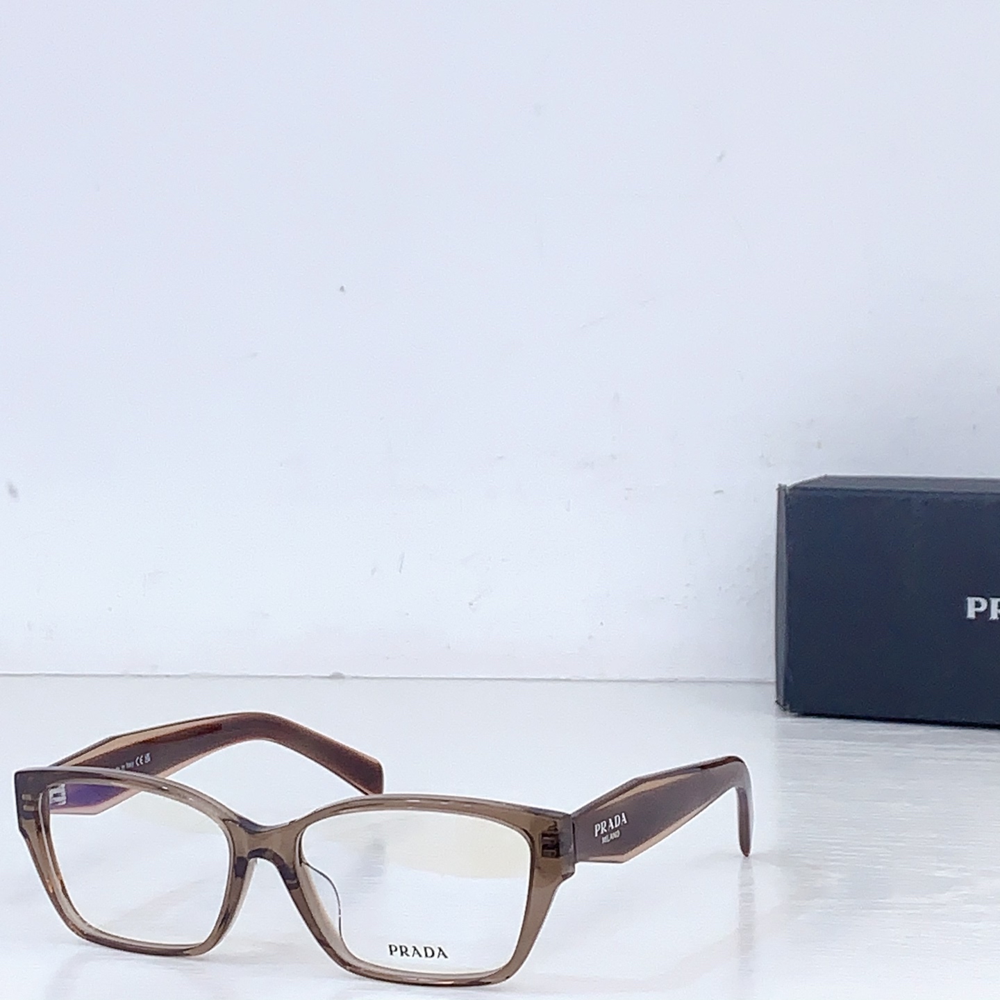 Prada PRAD* MODEL：PR B15V