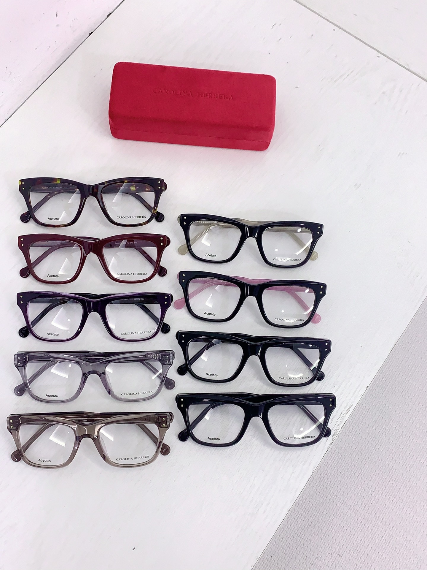 Unknown CAROLINA HERRERA MODEL：CH0257 SIZE：52口19-145