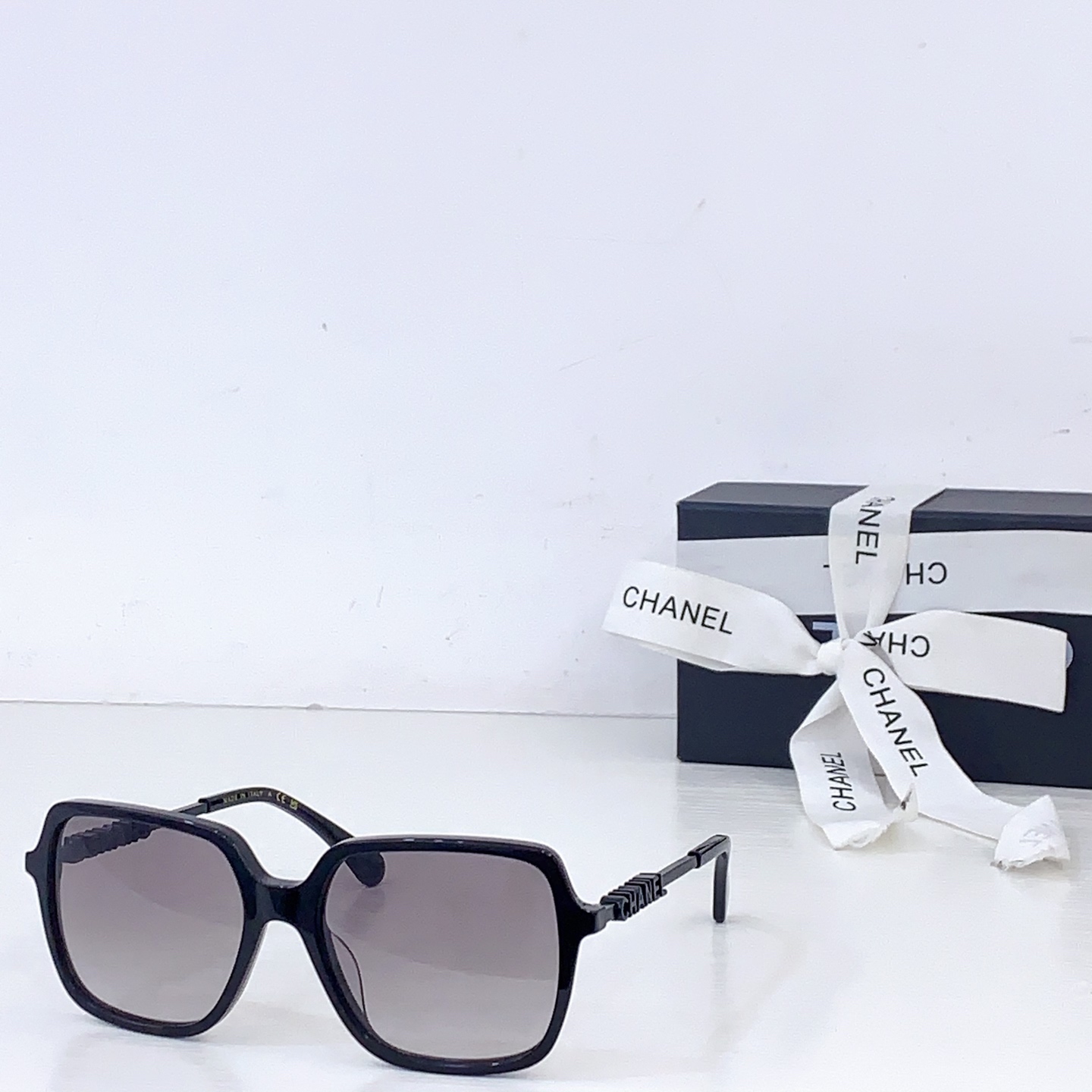 Chanel CHANEL
