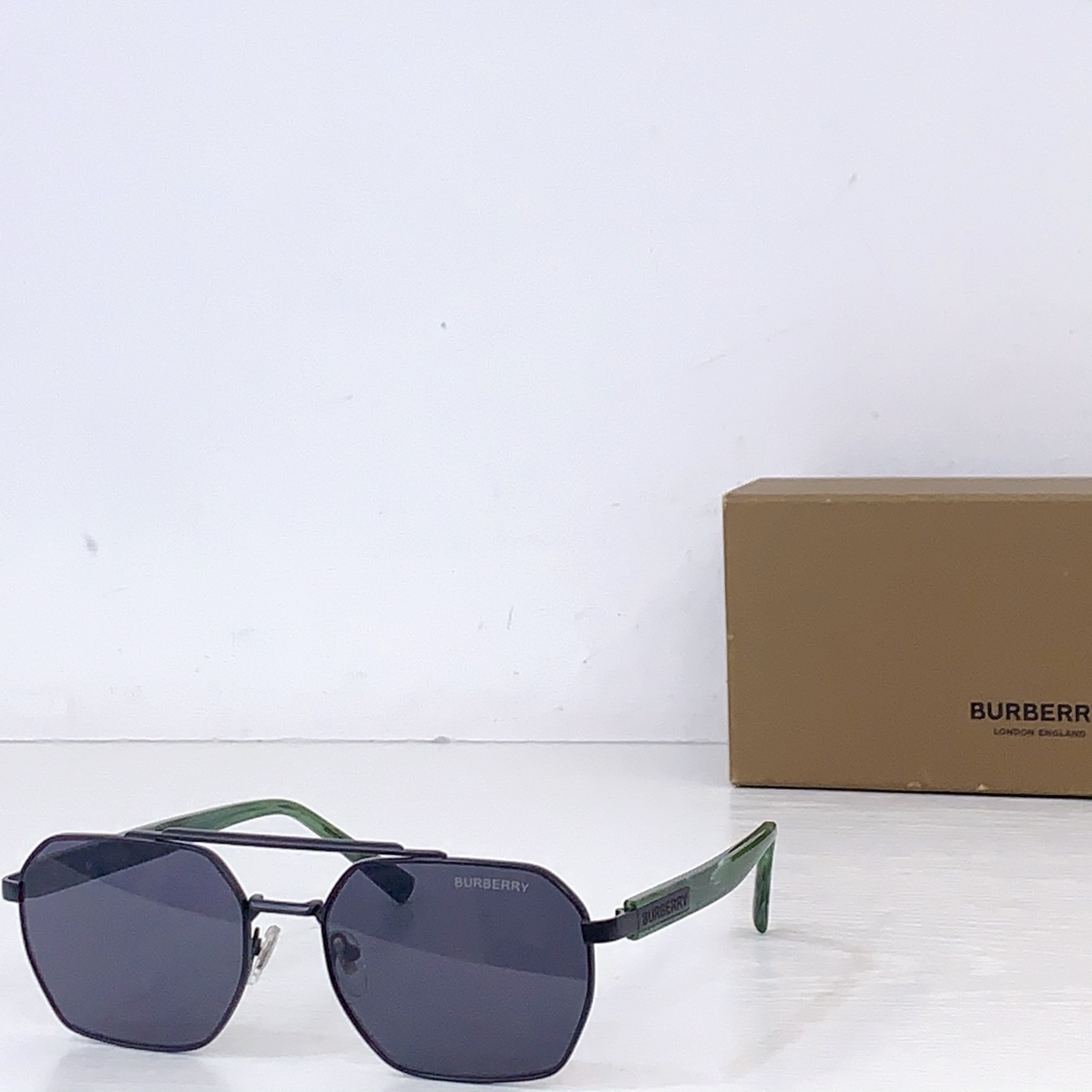 Burberry BURBERR* MODEL：BE 2245 SIZE：58口18-145