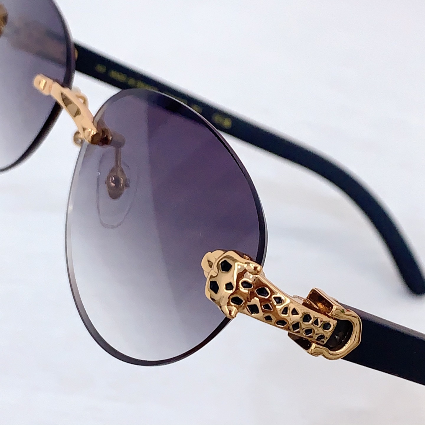 Cartier Cartie*