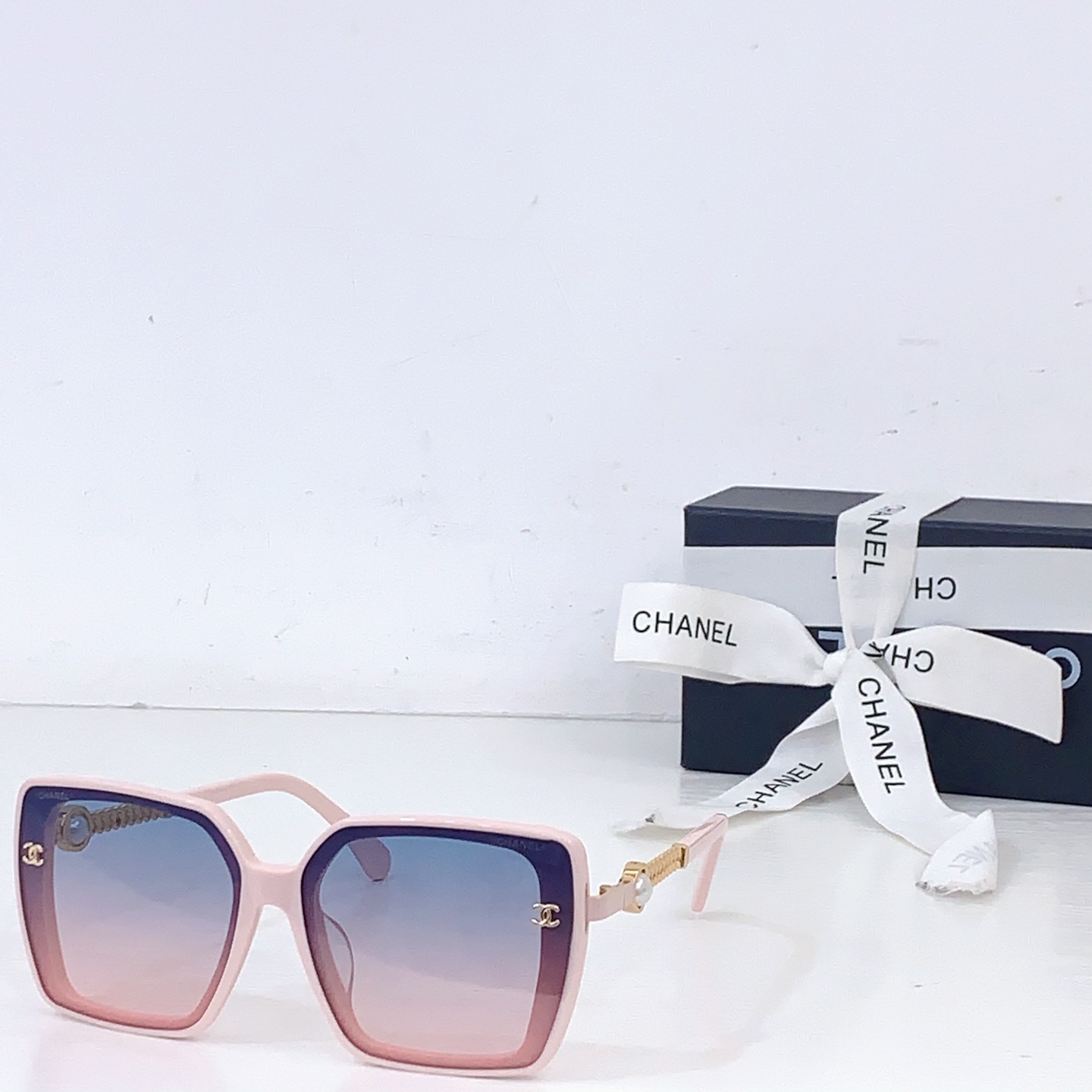 Chanel CHANEL