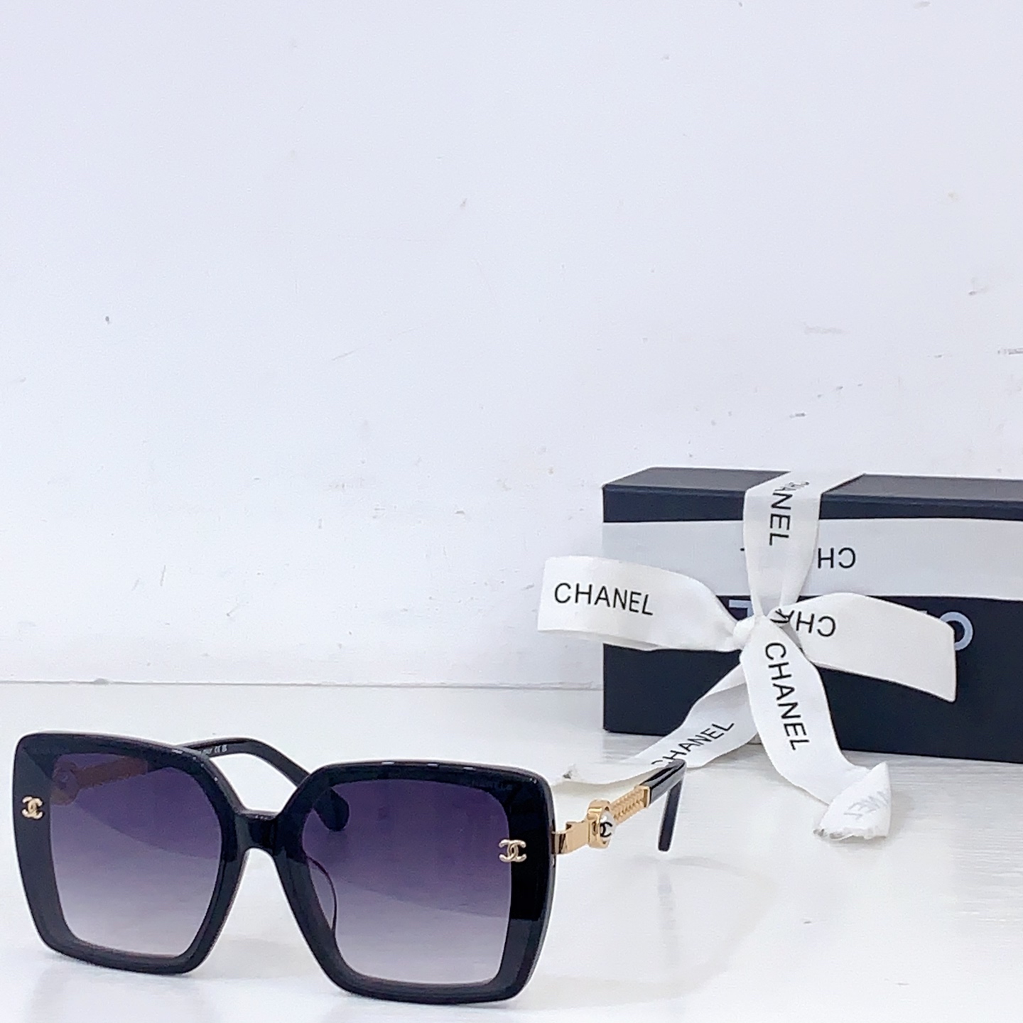 Chanel CHANEL