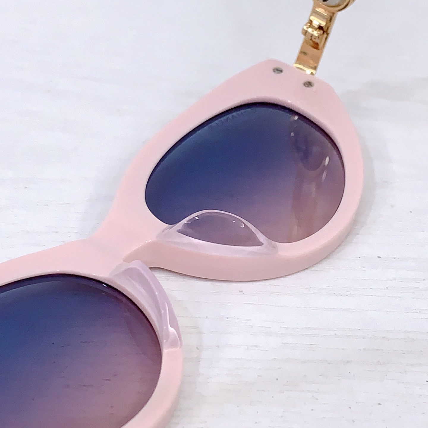 Chanel CHANEL