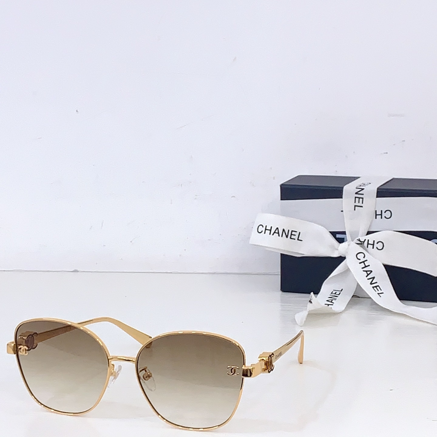 Chanel CHANE*