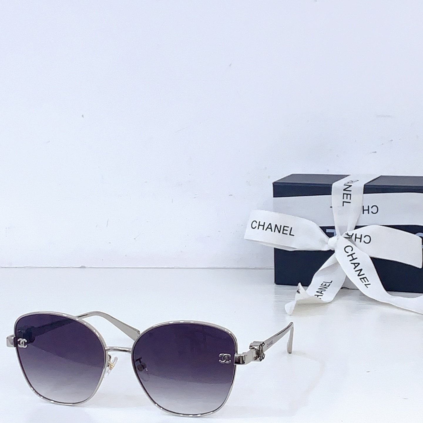 Chanel CHANE*