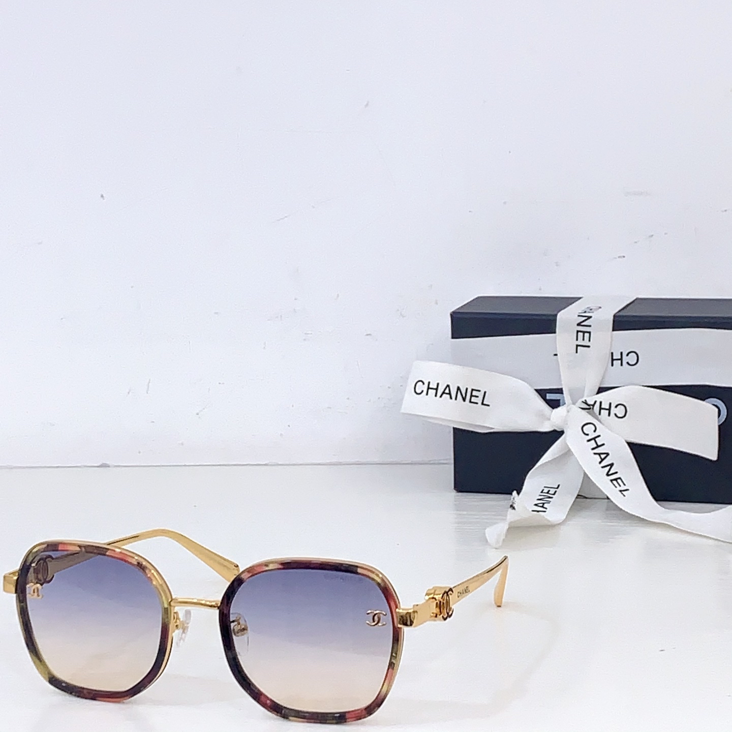 Chanel CHANE*