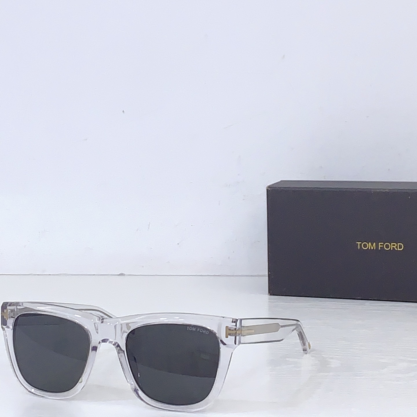 Tom Ford 𝑻𝒐𝒎 𝑭𝒐𝒓*
