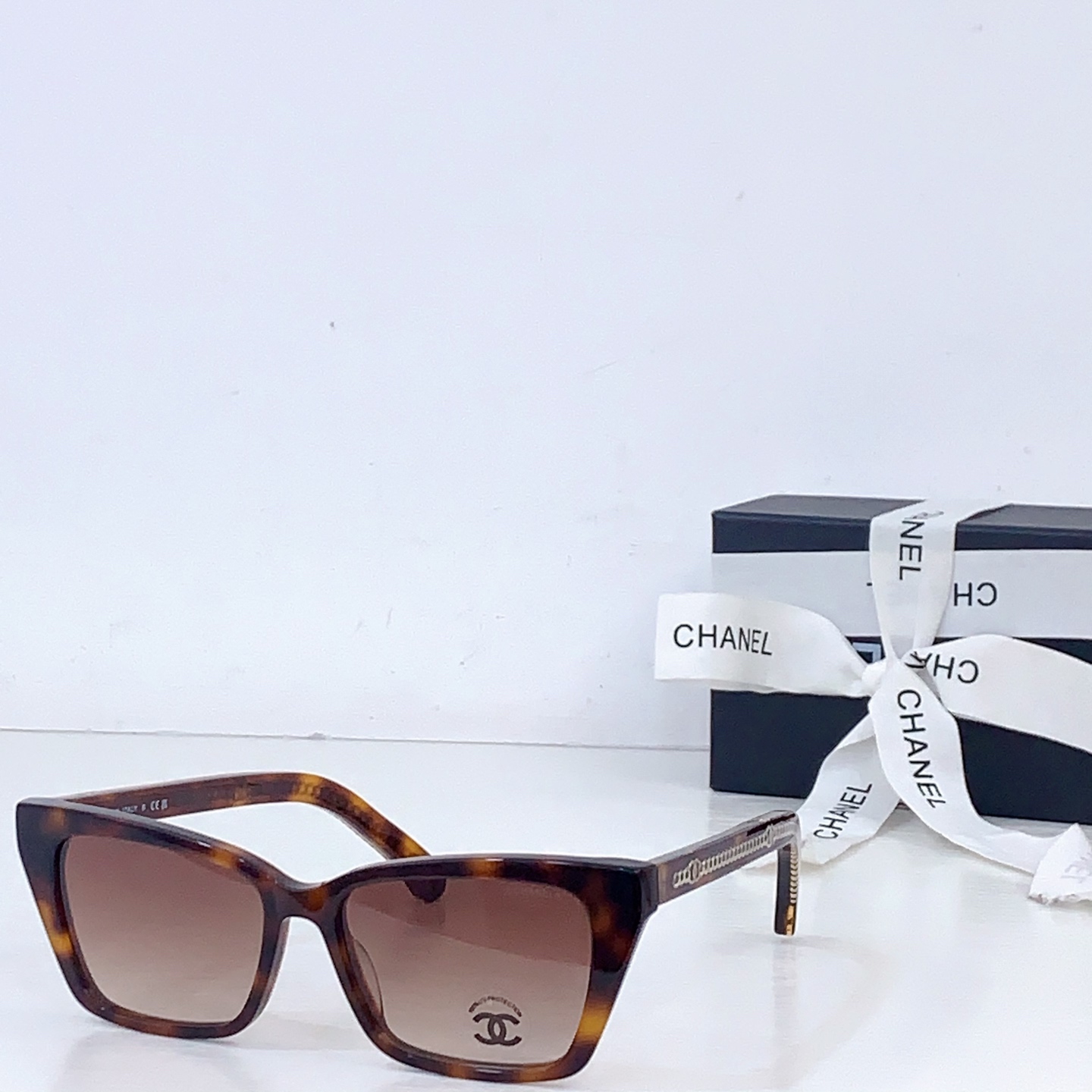 Chanel CHANE*