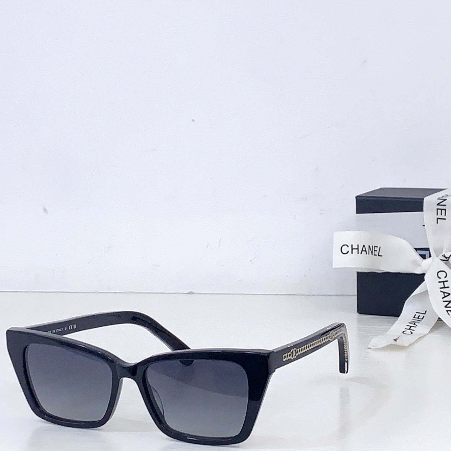 Chanel CHANE*