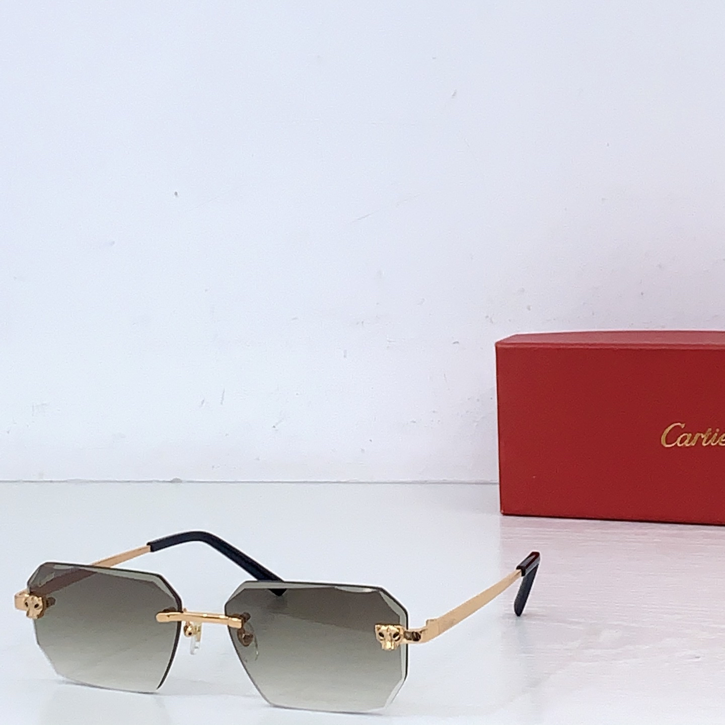 Cartier CARTIE*