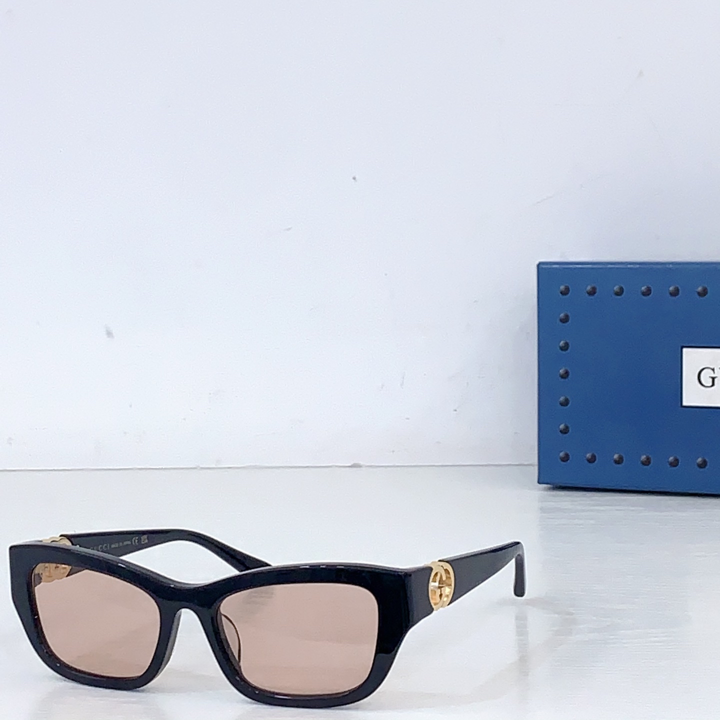 Gucci GUCCI* MODEL：GG2125O