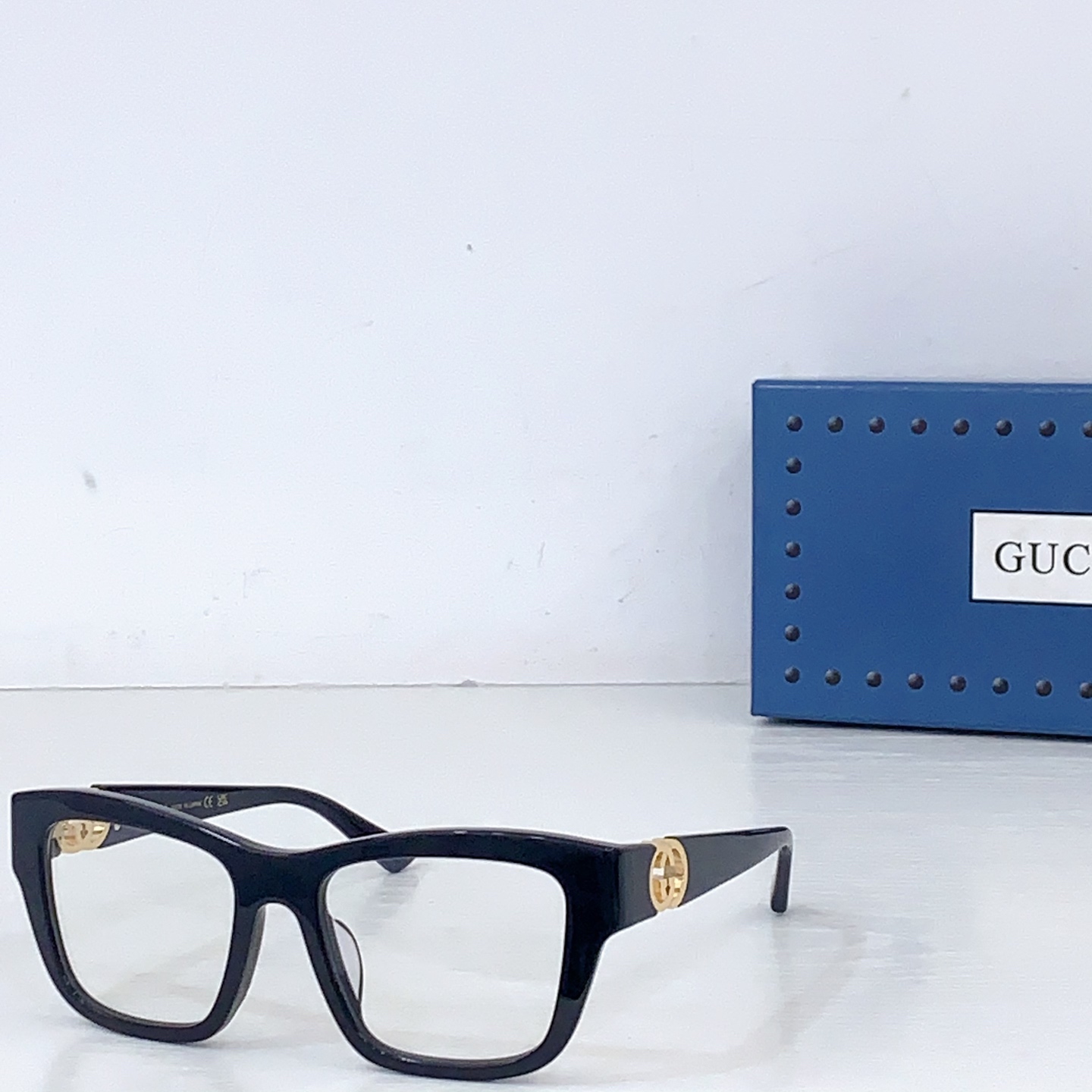 Gucci GUCCI* MODEL：GG2124O