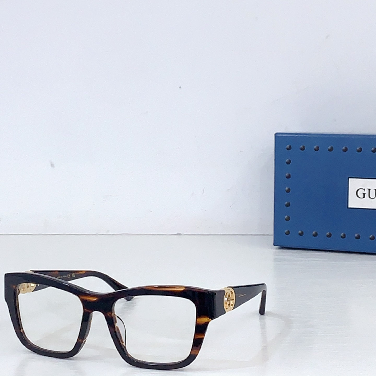 Gucci GUCCI* MODEL：GG2124O