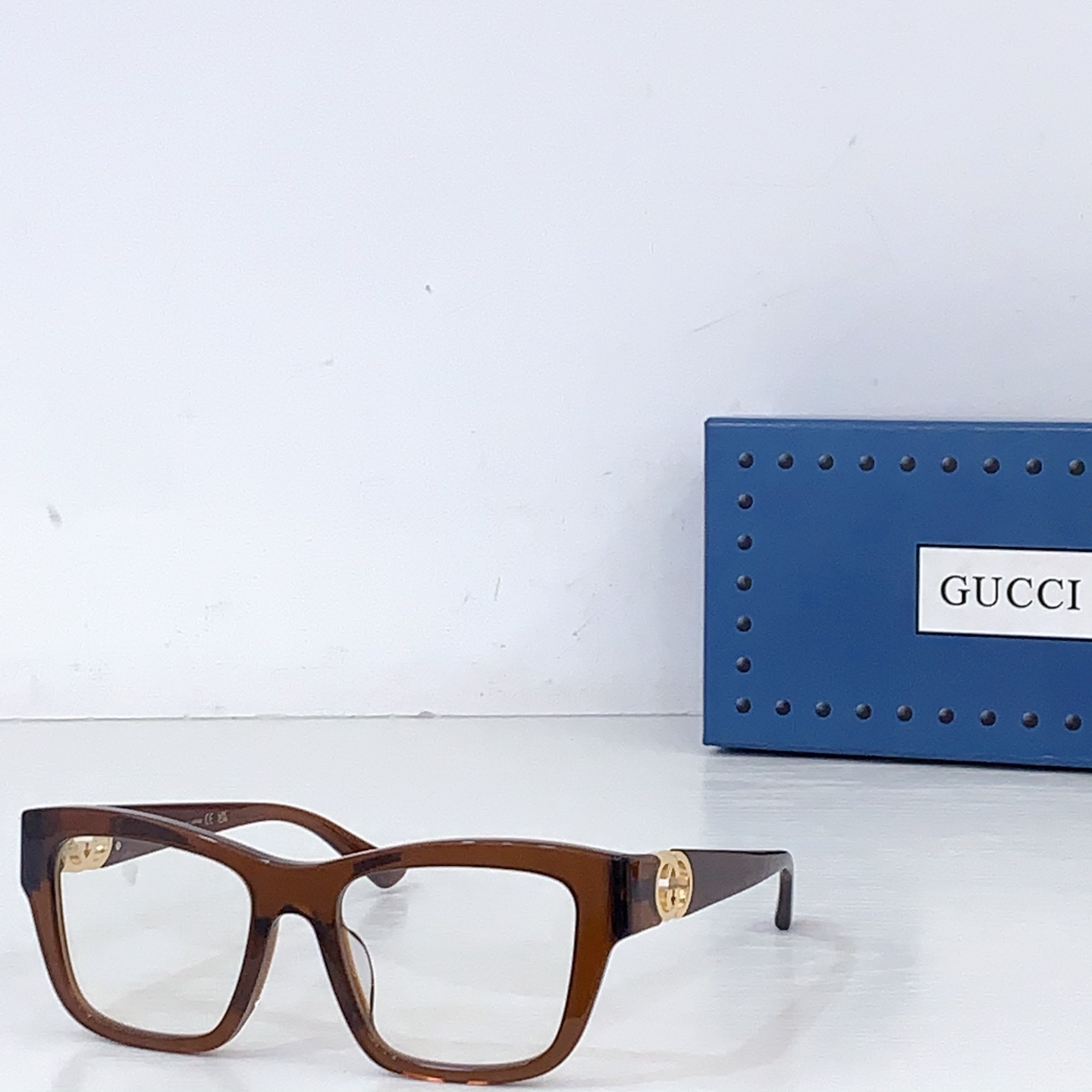 Gucci GUCCI* MODEL：GG2124O