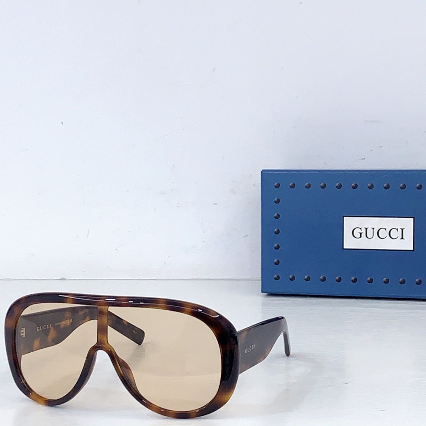 Gucci GUCCI