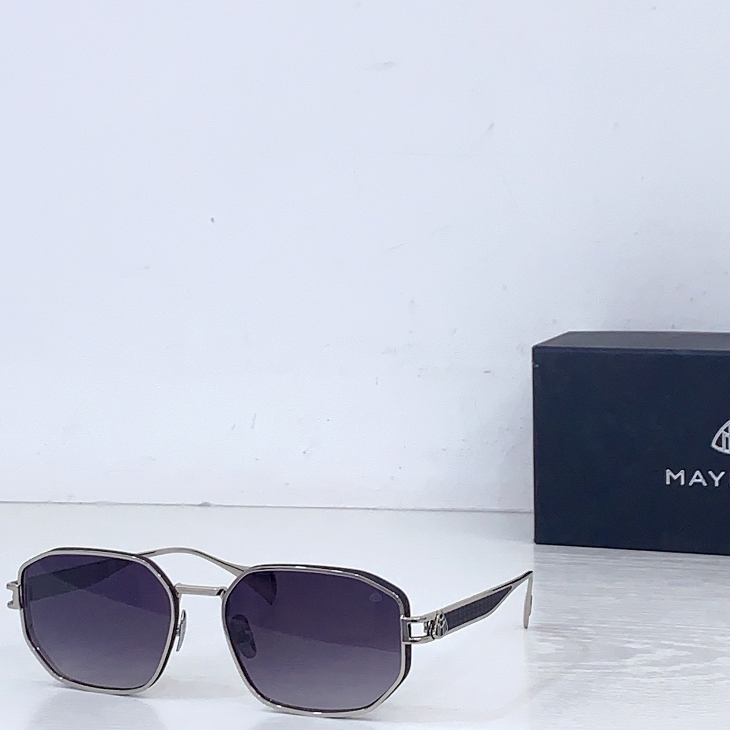Unknown MAYBAC*