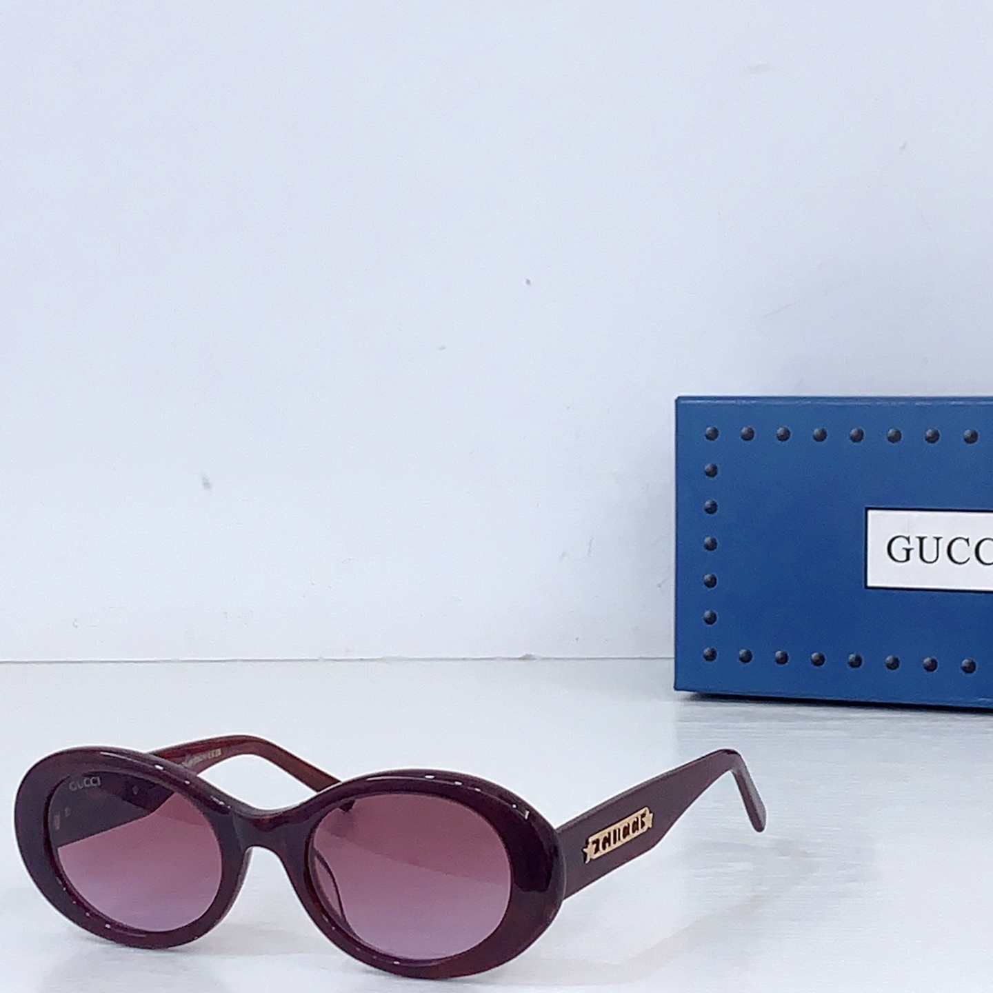 Gucci GUCC*