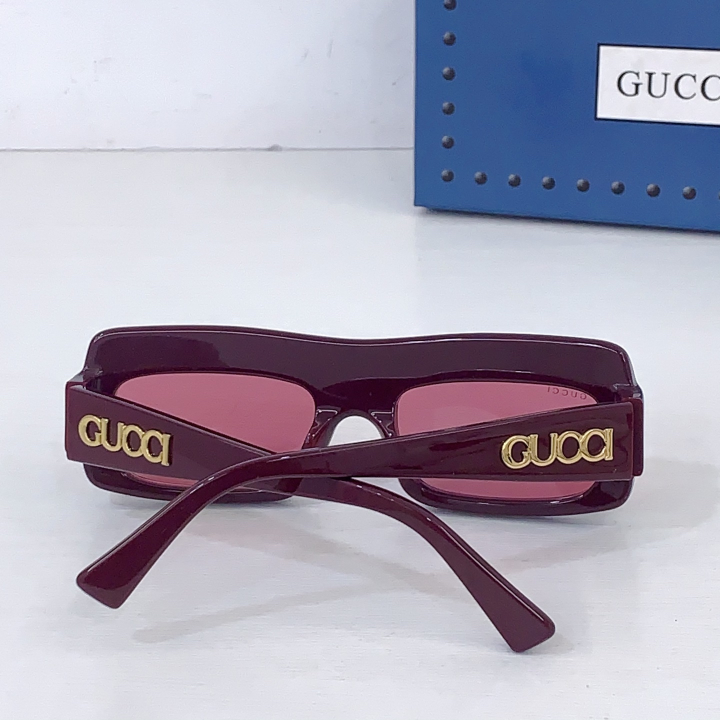 Gucci GUCC*