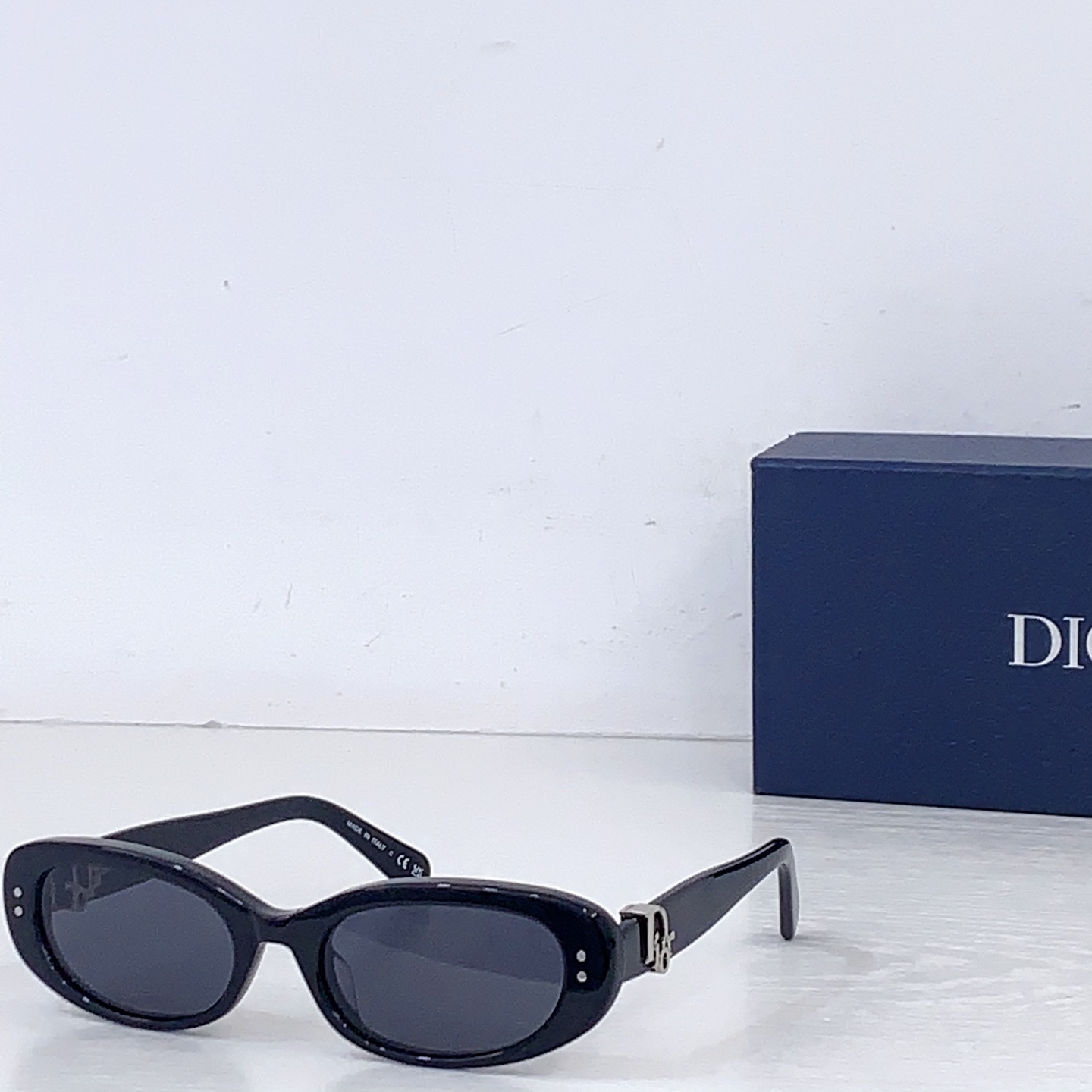Dior DIO*