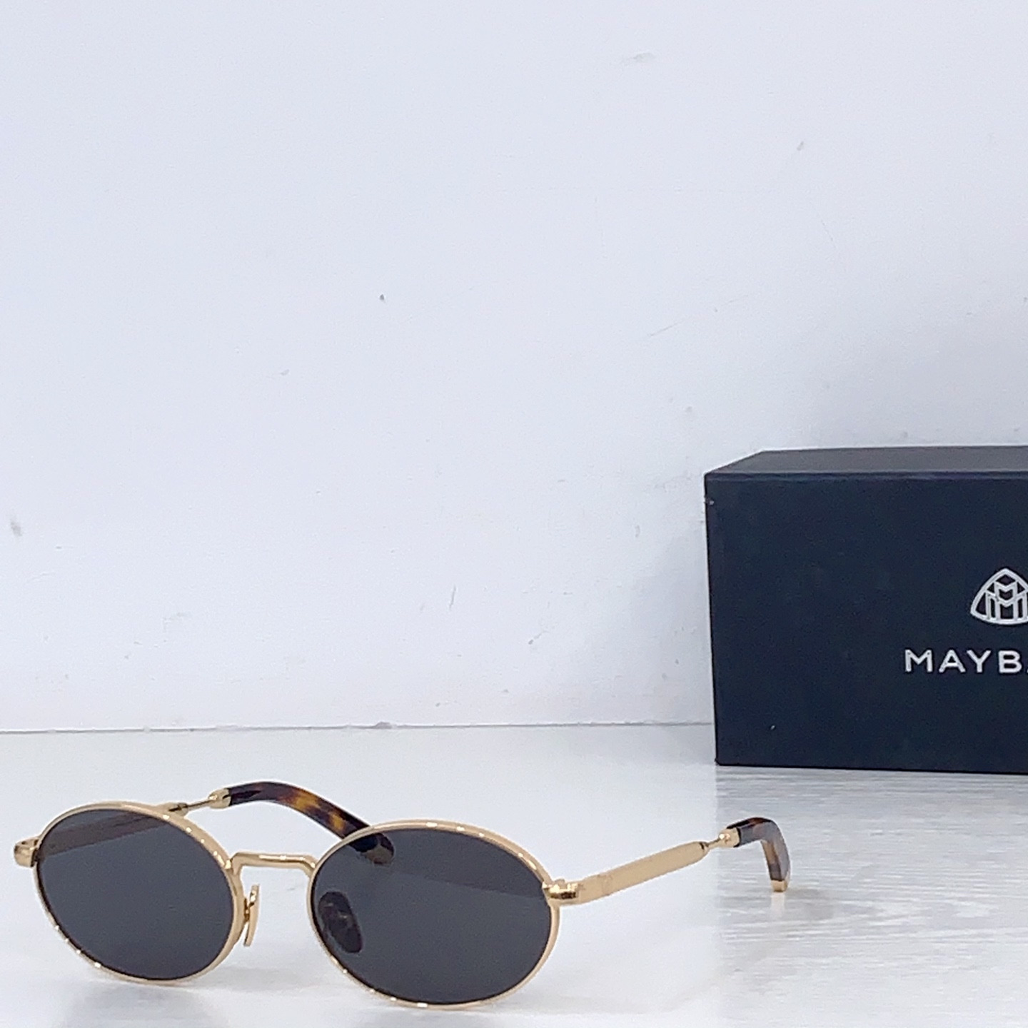 Unknown MAYBACH迈巴赫 THE BOULEVARD SIZE：54口19-145