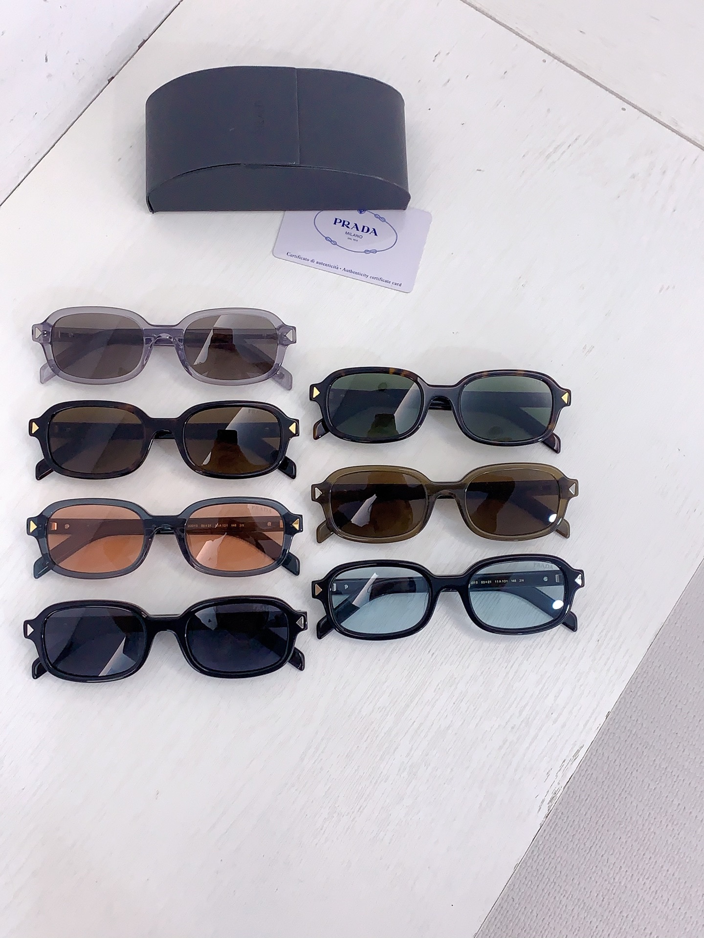 Prada PRADA*MODEL：PR 2201S