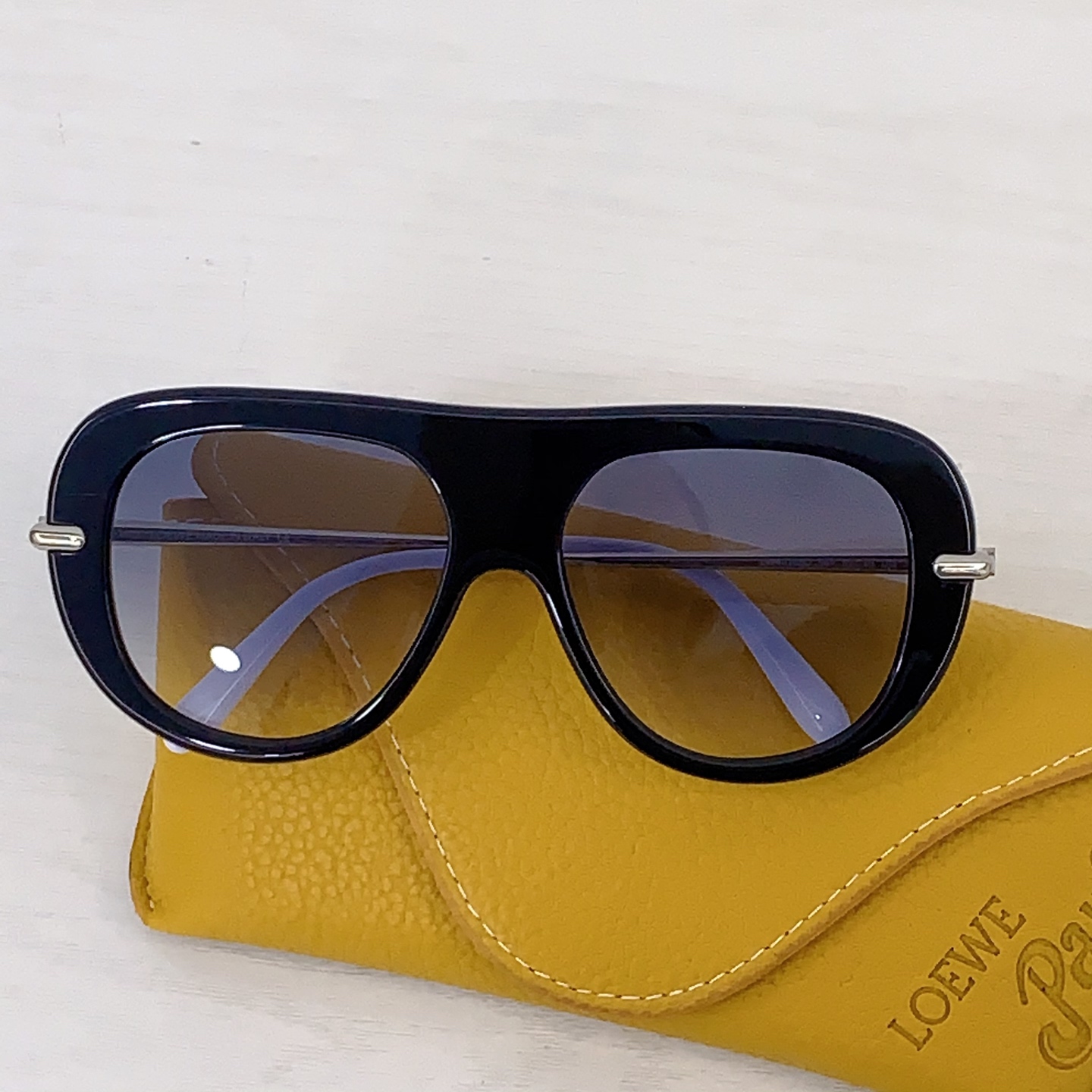 Loewe LOEWE*