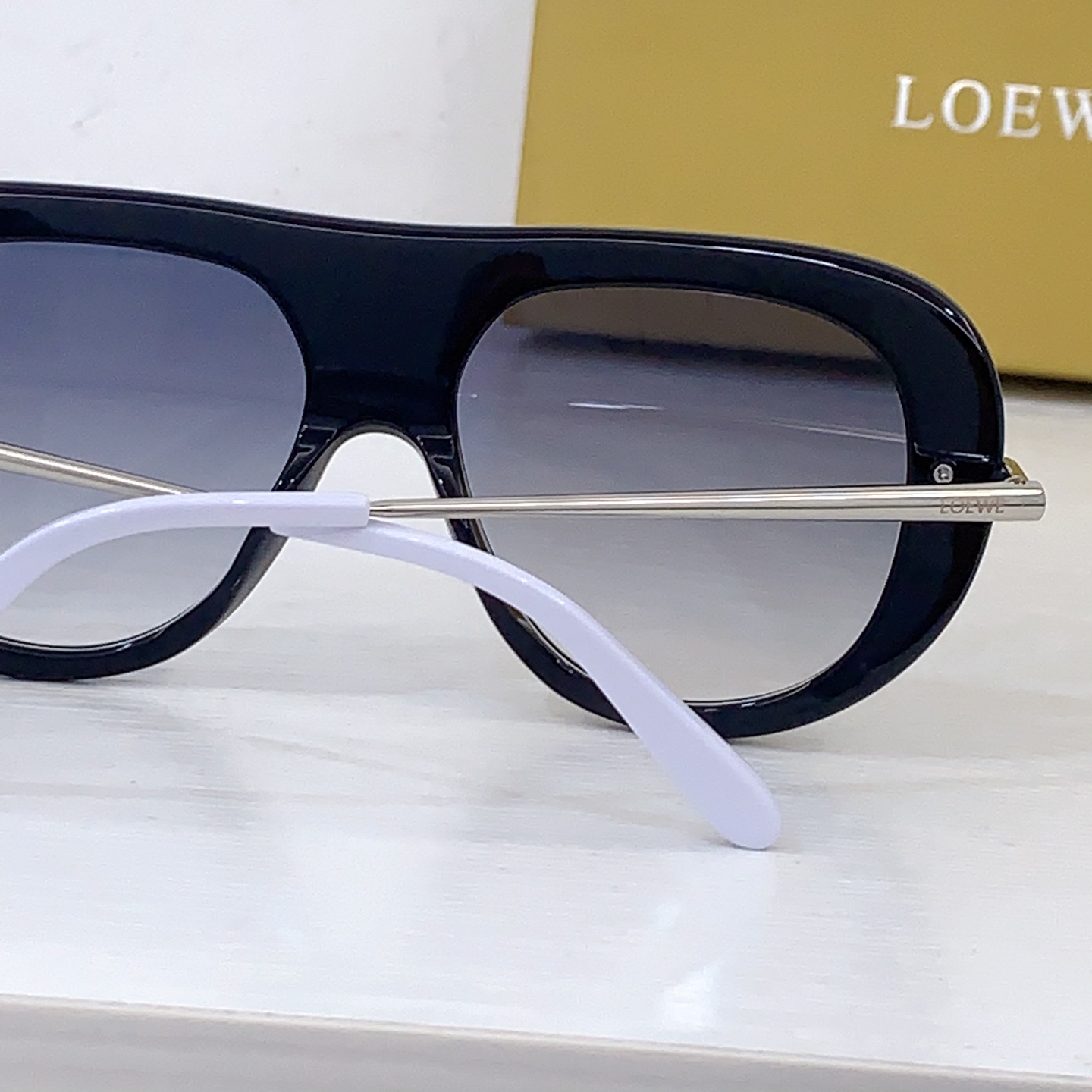 Loewe LOEWE*