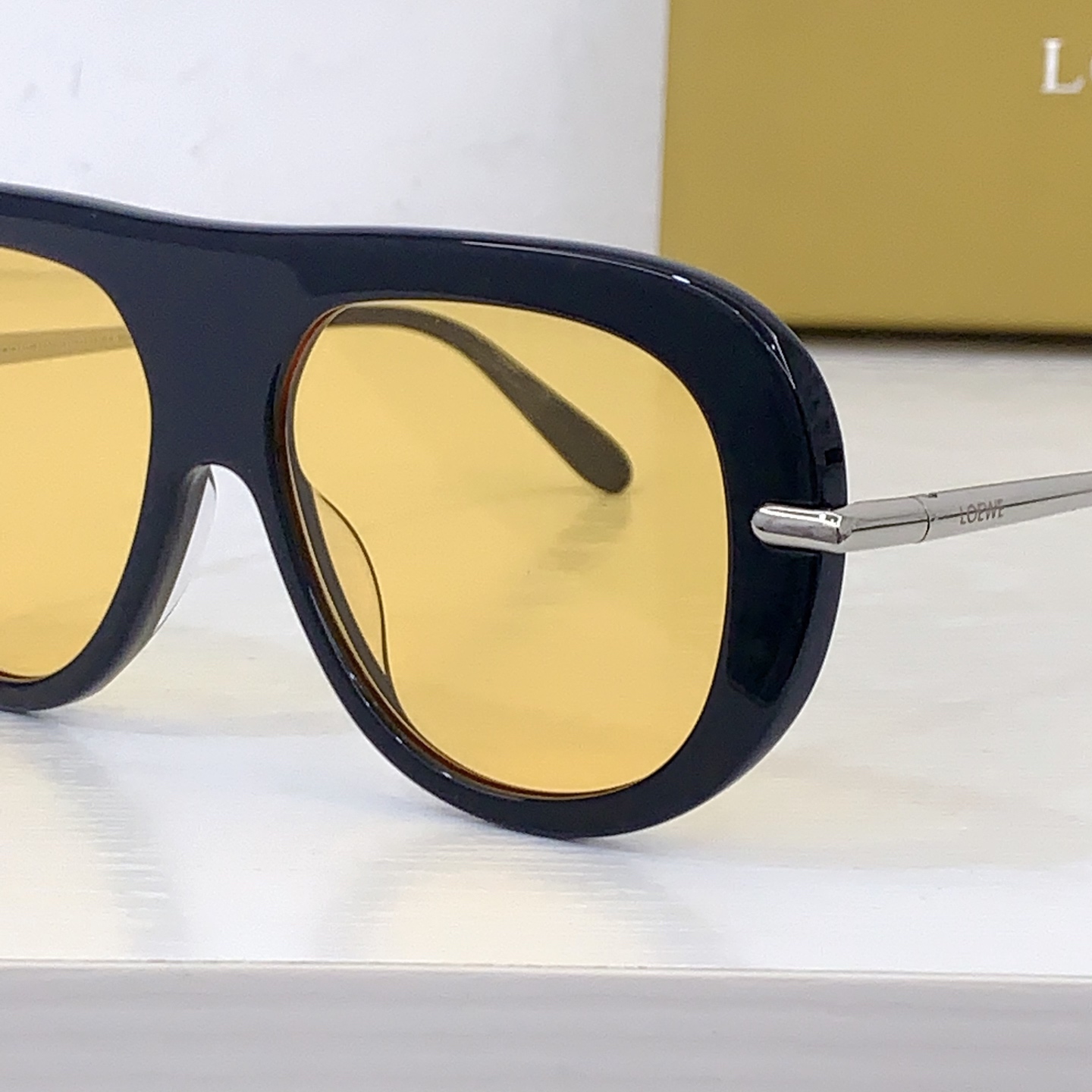 Loewe LOEWE*