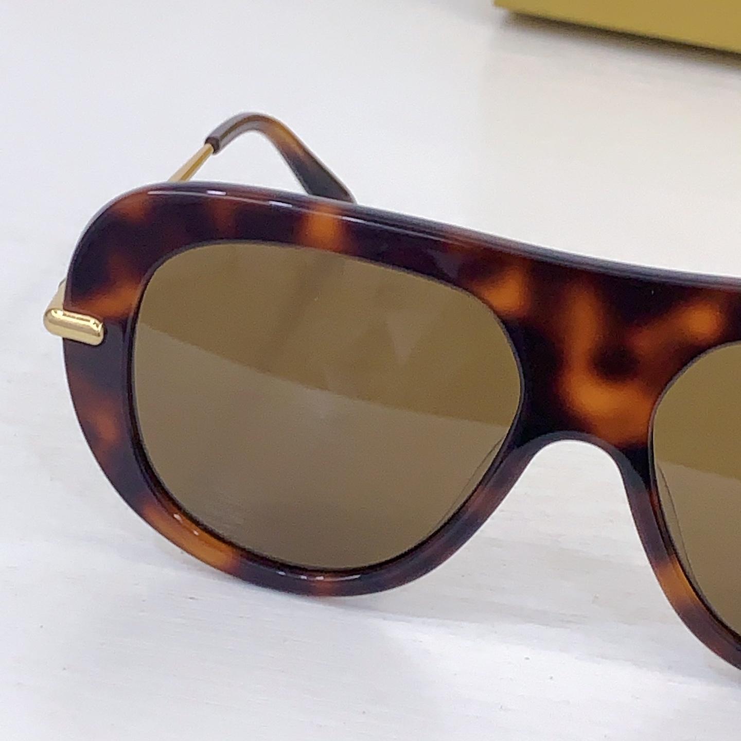 Loewe LOEWE*