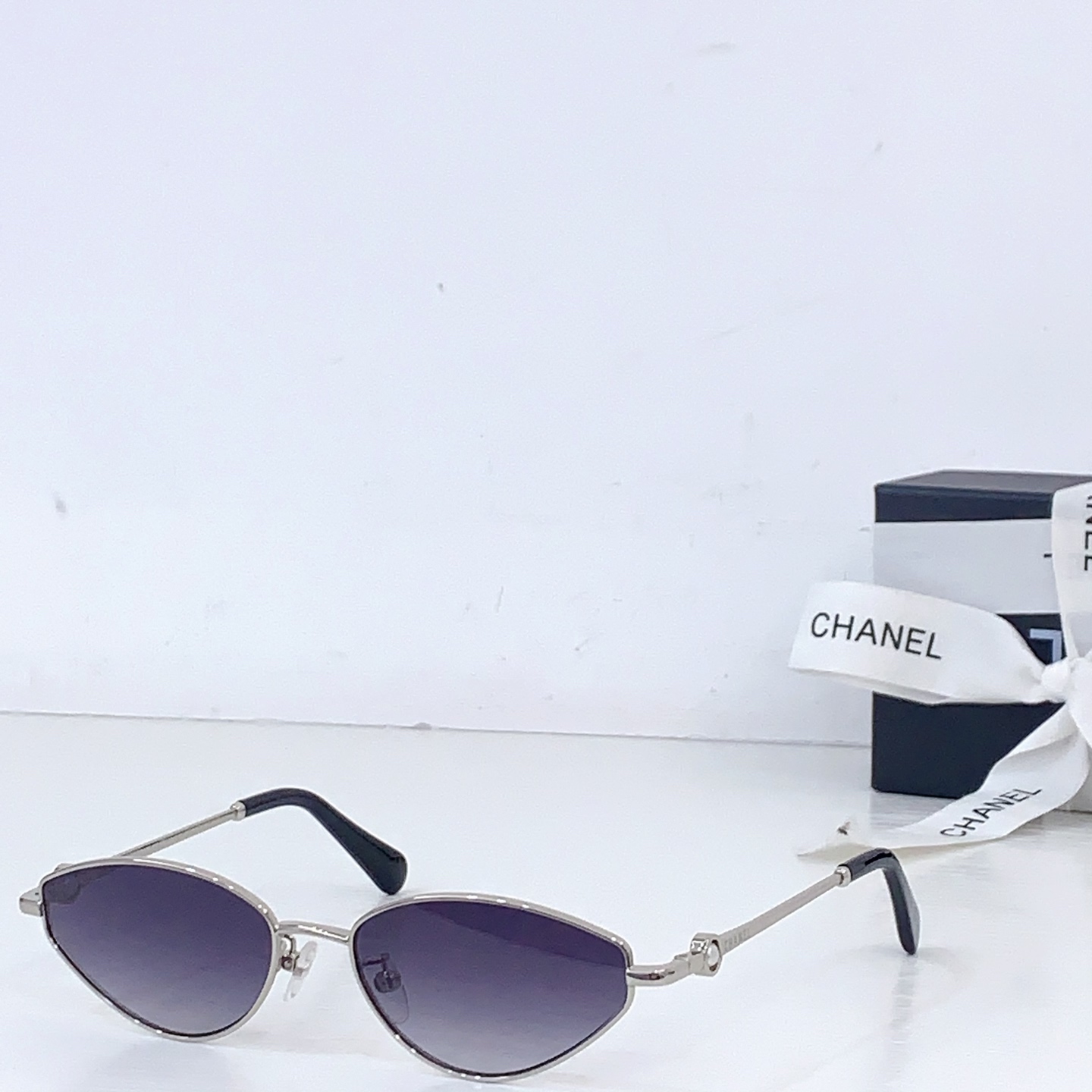 Chanel CHANE*