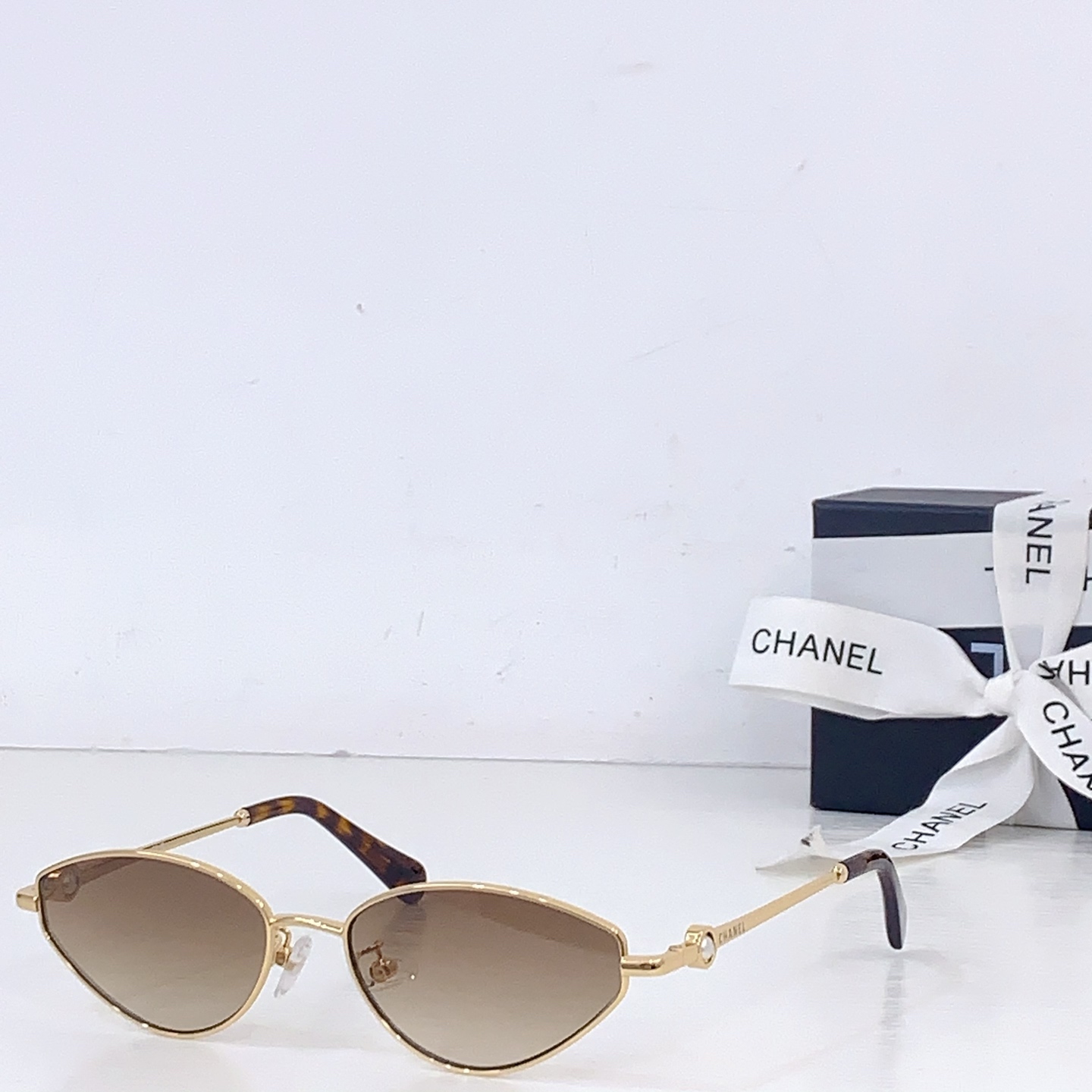 Chanel CHANE*