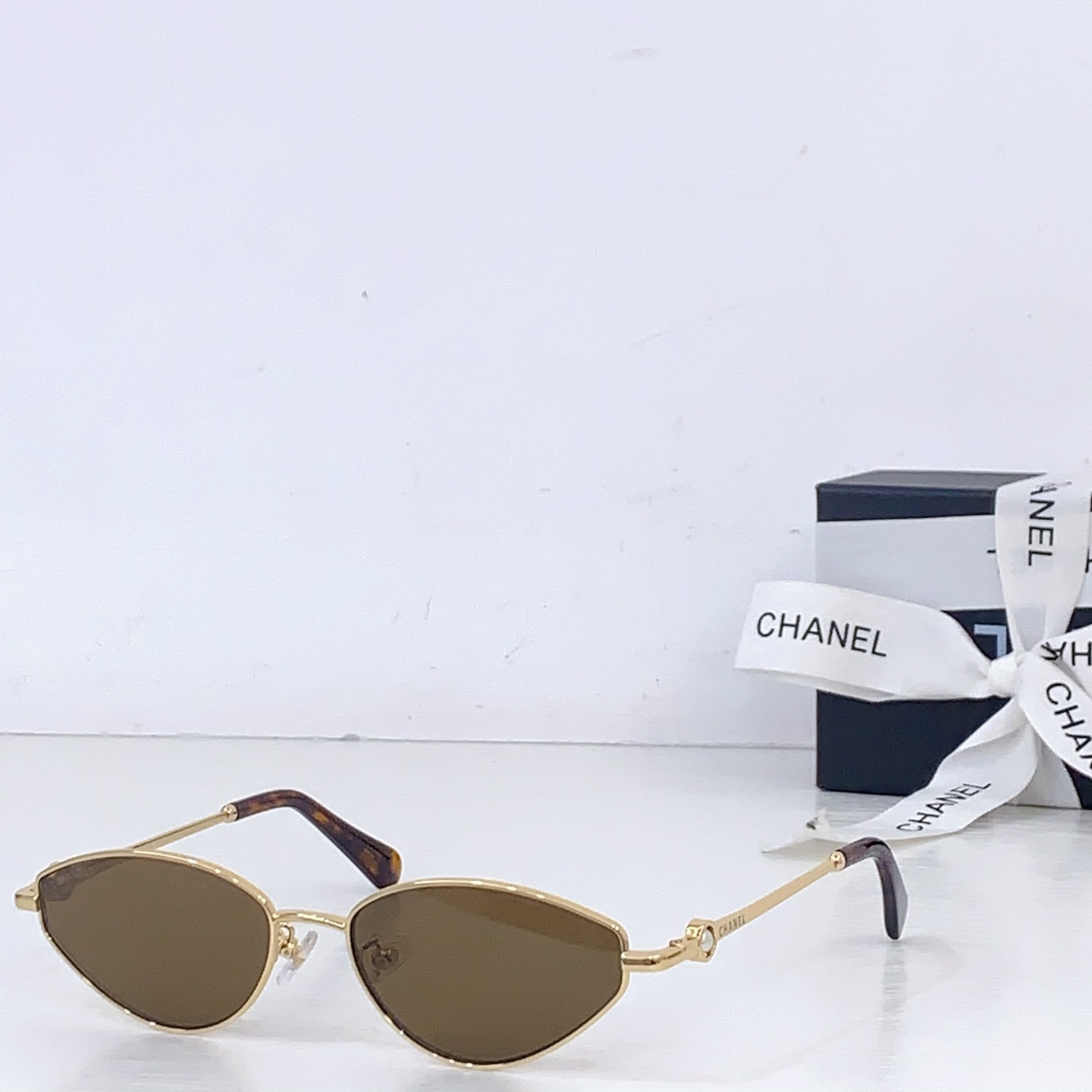 Chanel CHANE*