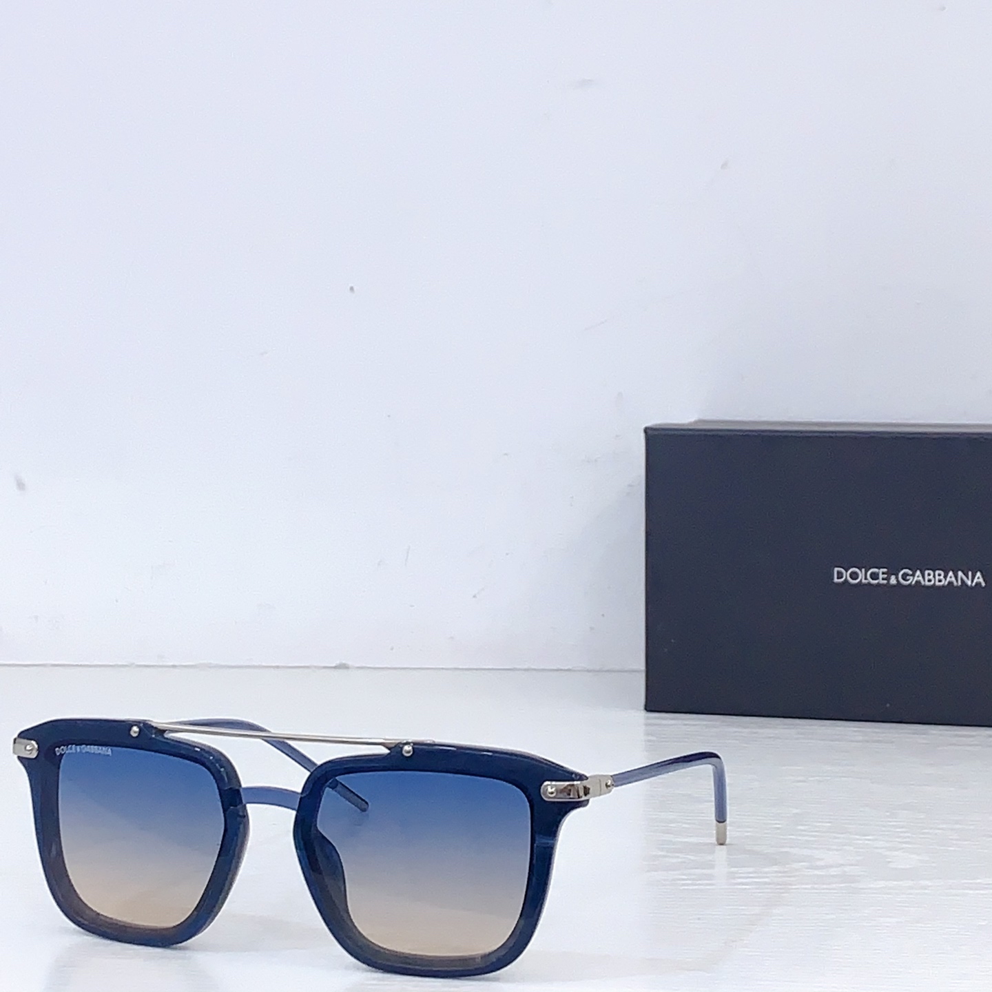Dolce & Gabbana DOLCE & GABBAN*