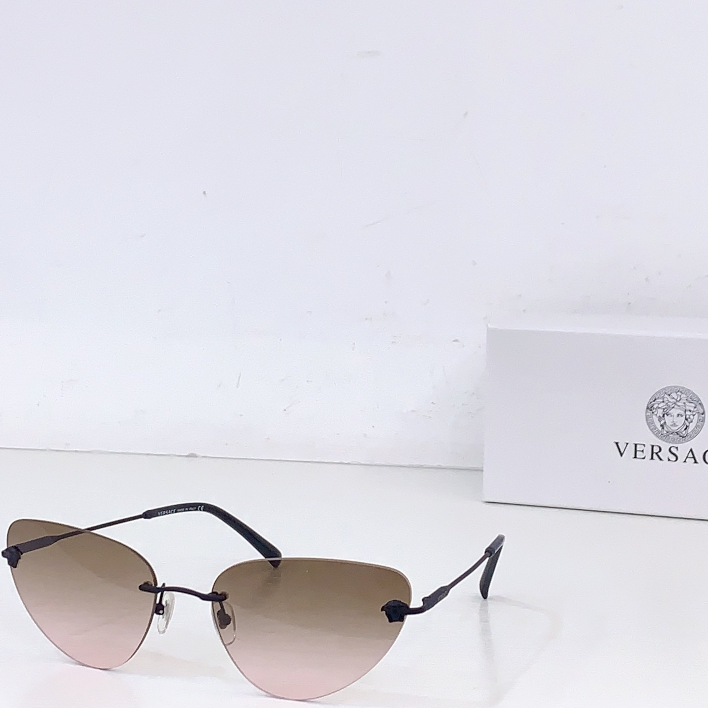 Unknown VESRAC* MODEL：VE2281