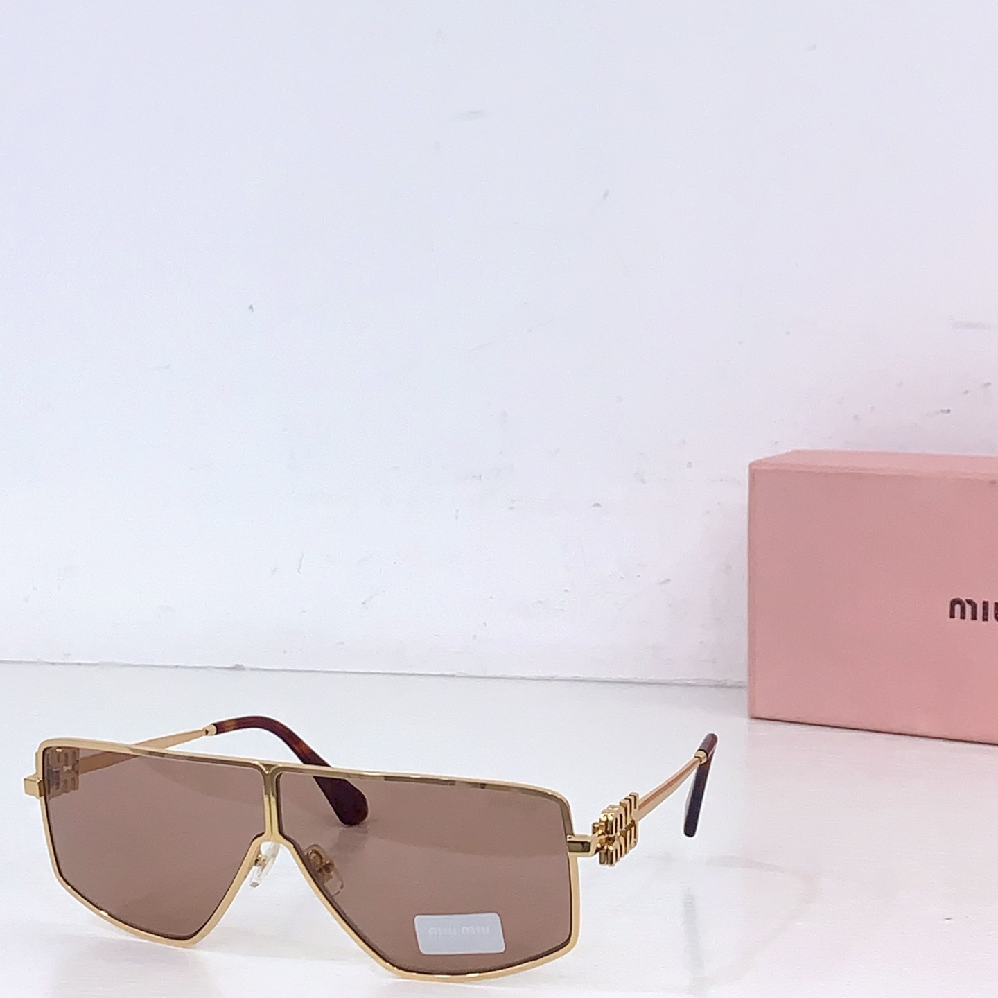 Miu Miu MIU M* MODEL:SMU51Z