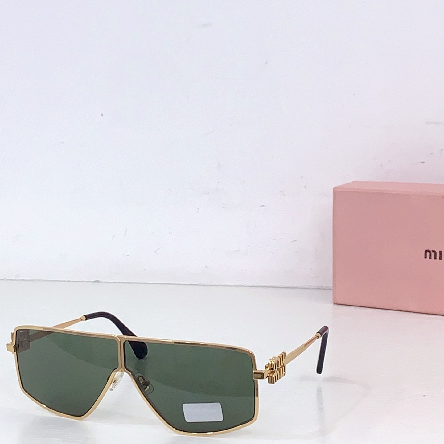 Miu Miu MIU M* MODEL:SMU51Z