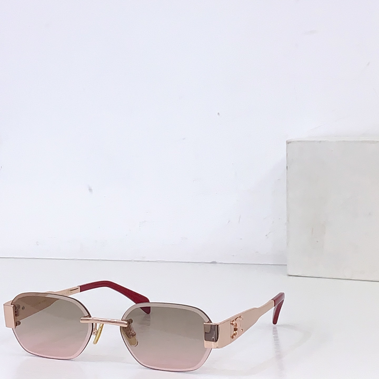 Celine CELIN* MODEL: CL42120U SIZE:57口17-142