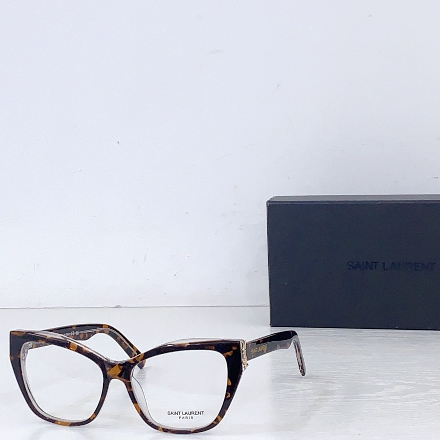 Saint Laurent SAINT LAUREN*