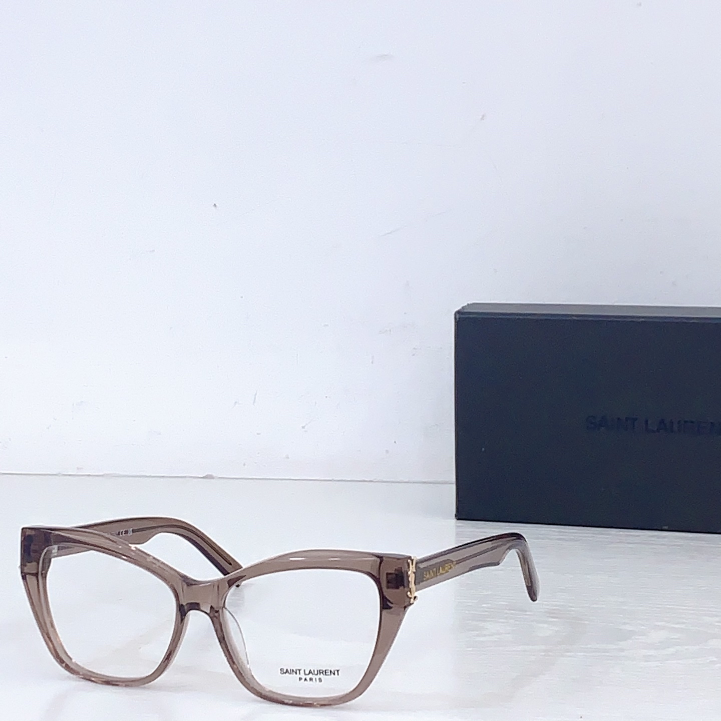 Saint Laurent SAINT LAUREN*