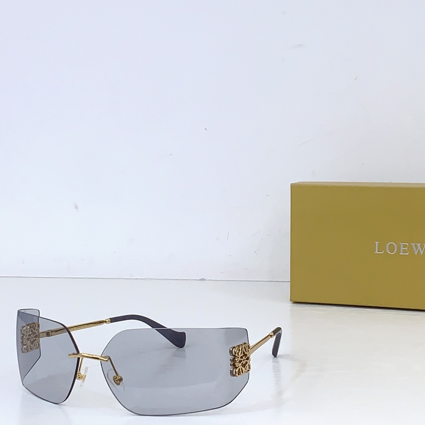 Loewe LOEW*