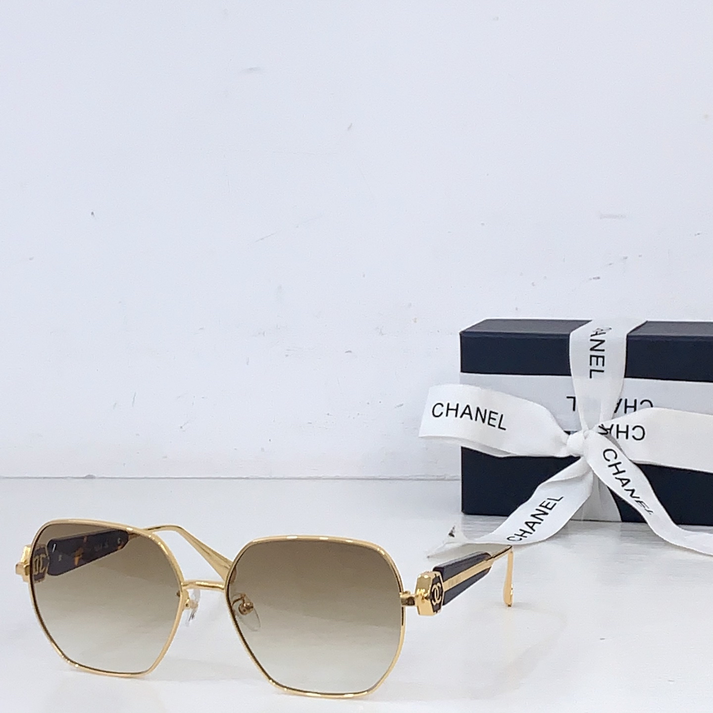 Chanel CHANE*