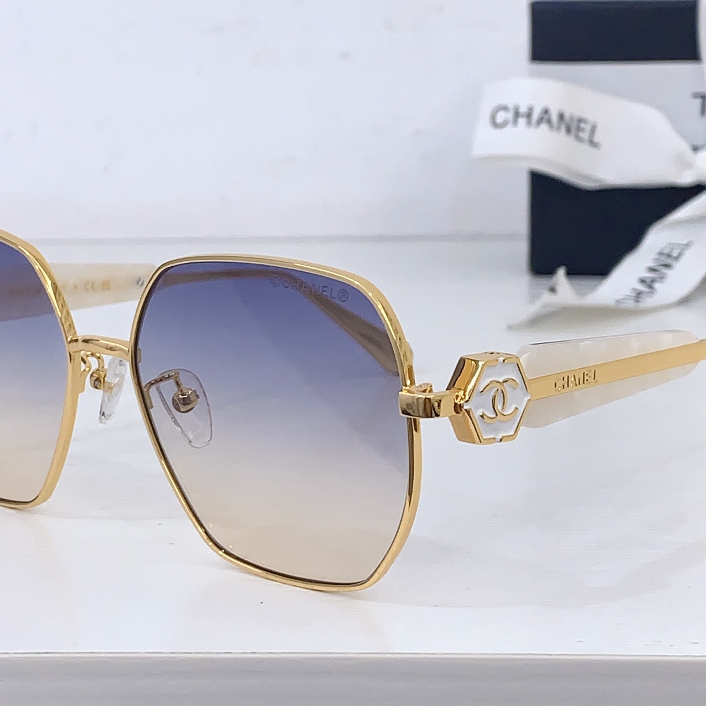 Chanel CHANE*