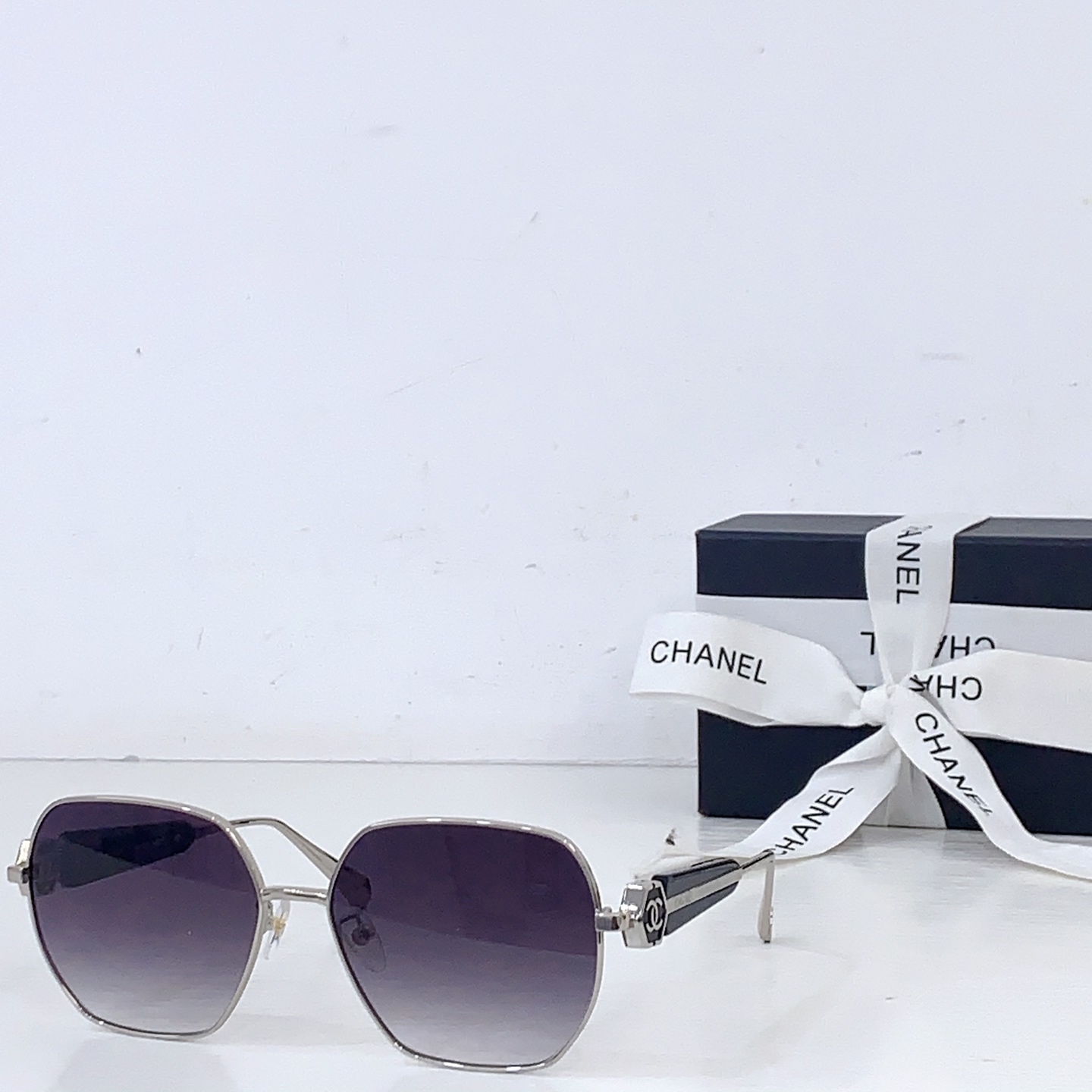 Chanel CHANE*